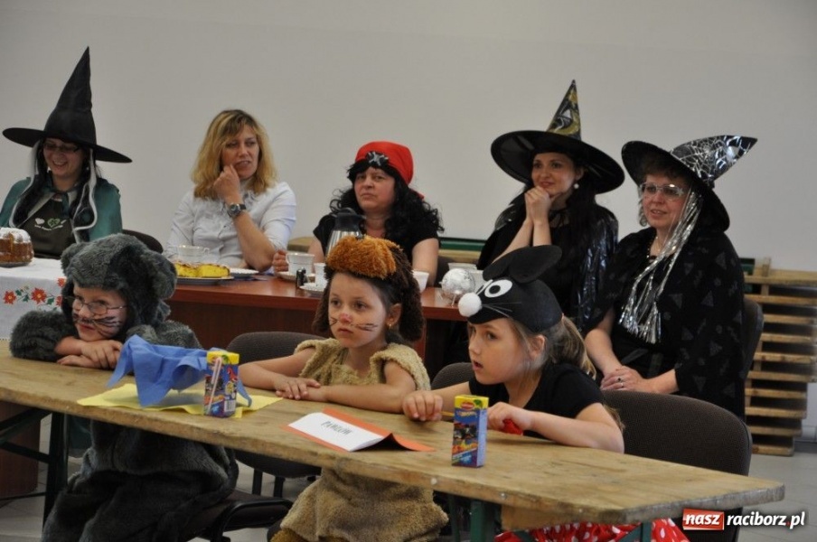 Zdjęcie w galerii na portalu naszraciborz.pl: Bajkowe spotkanie w Pietrowicach wiadomości z regionu