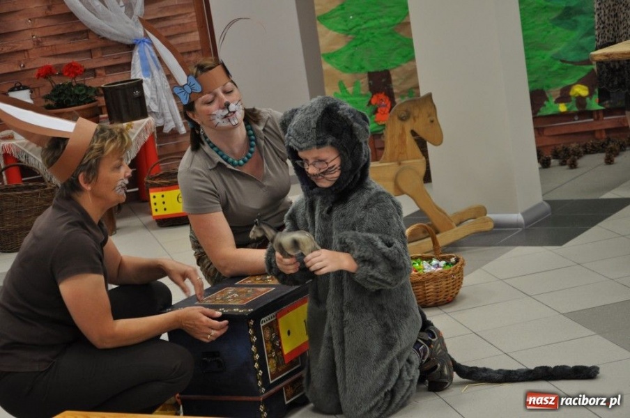 Zdjęcie w galerii na portalu naszraciborz.pl: Bajkowe spotkanie w Pietrowicach wiadomości z regionu
