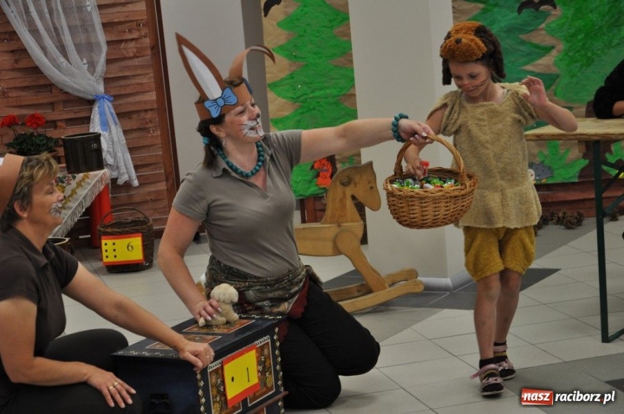 Zdjęcie w galerii na portalu naszraciborz.pl: Bajkowe spotkanie w Pietrowicach wiadomości z regionu