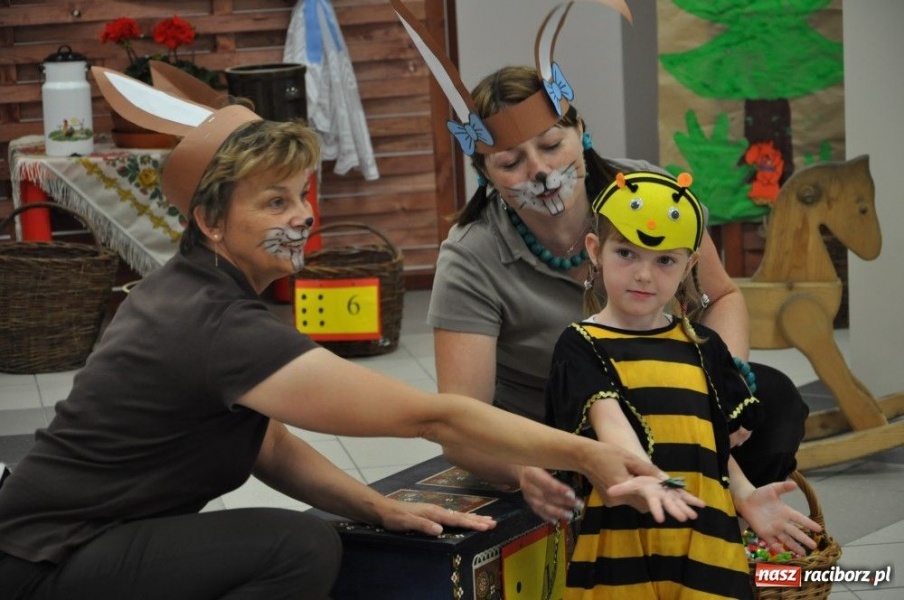 Zdjęcie w galerii na portalu naszraciborz.pl: Bajkowe spotkanie w Pietrowicach wiadomości z regionu