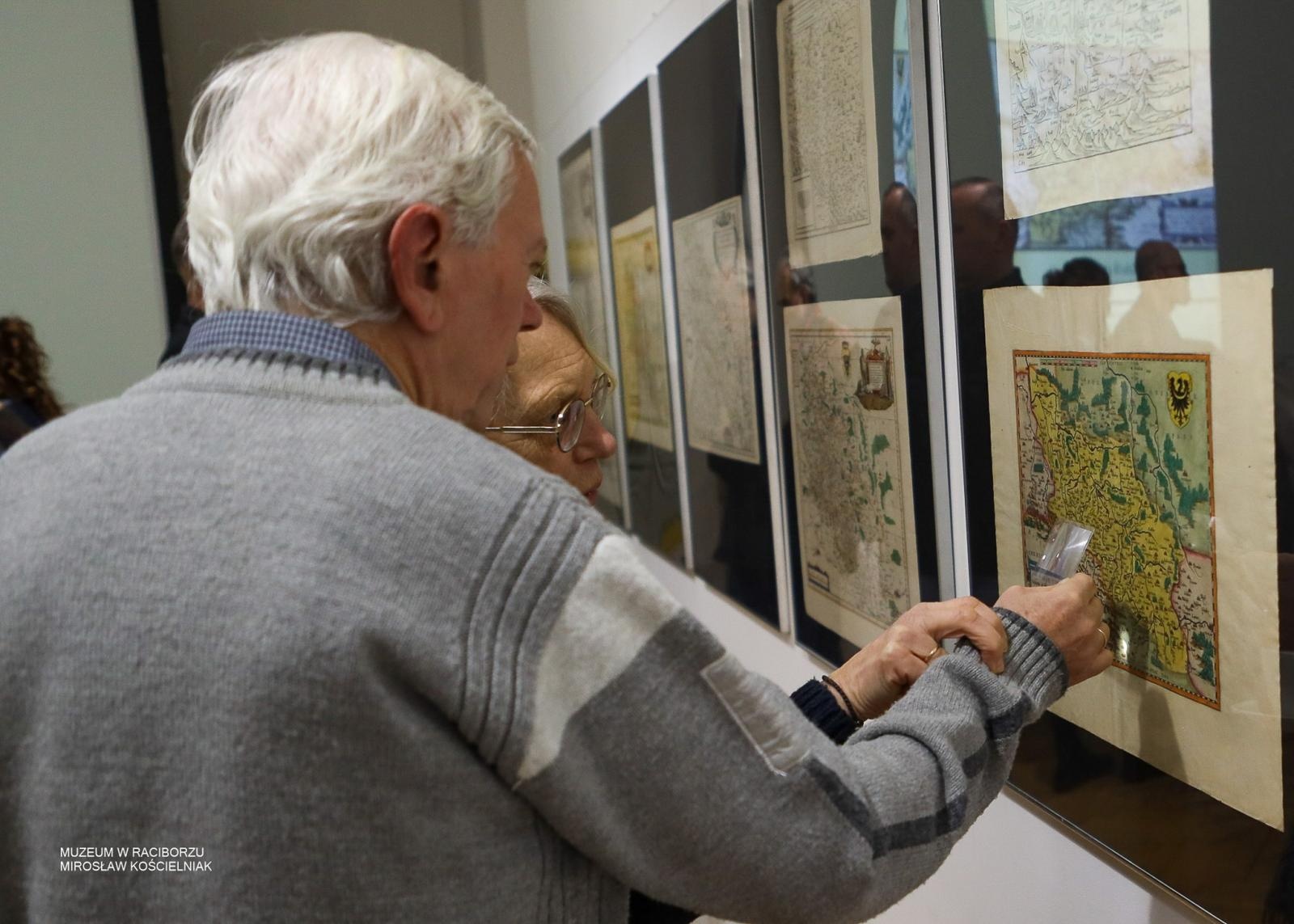 Zdjęcie w galerii na portalu naszraciborz.pl: Czwartkowe spotkania z zabytkami: Śląsk na dawnej kartografii wiadomości z regionu