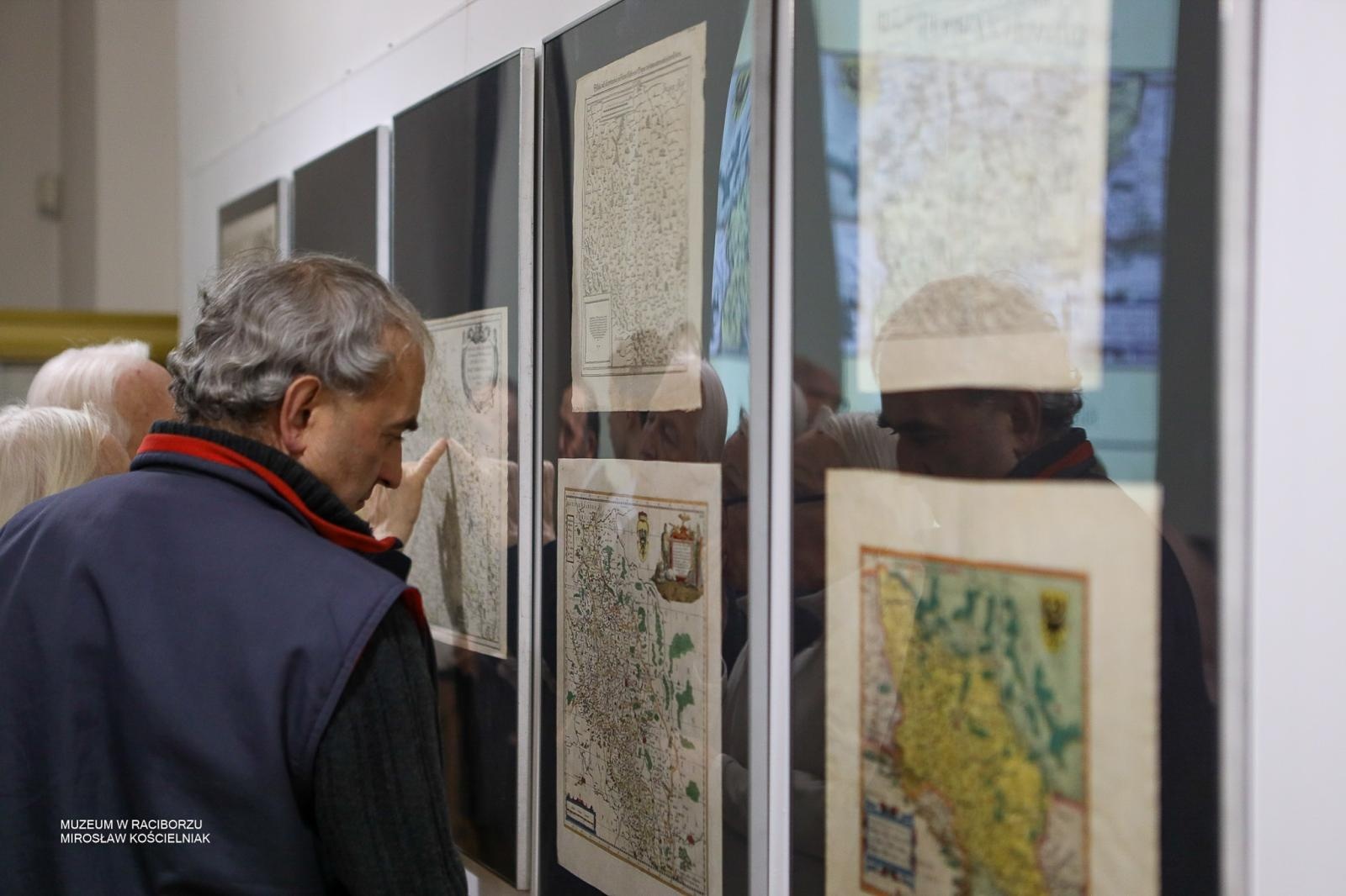 Zdjęcie w galerii na portalu naszraciborz.pl: Czwartkowe spotkania z zabytkami: Śląsk na dawnej kartografii wiadomości z regionu