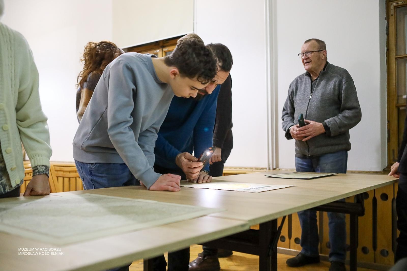 Zdjęcie w galerii na portalu naszraciborz.pl: Czwartkowe spotkania z zabytkami: Śląsk na dawnej kartografii wiadomości z regionu