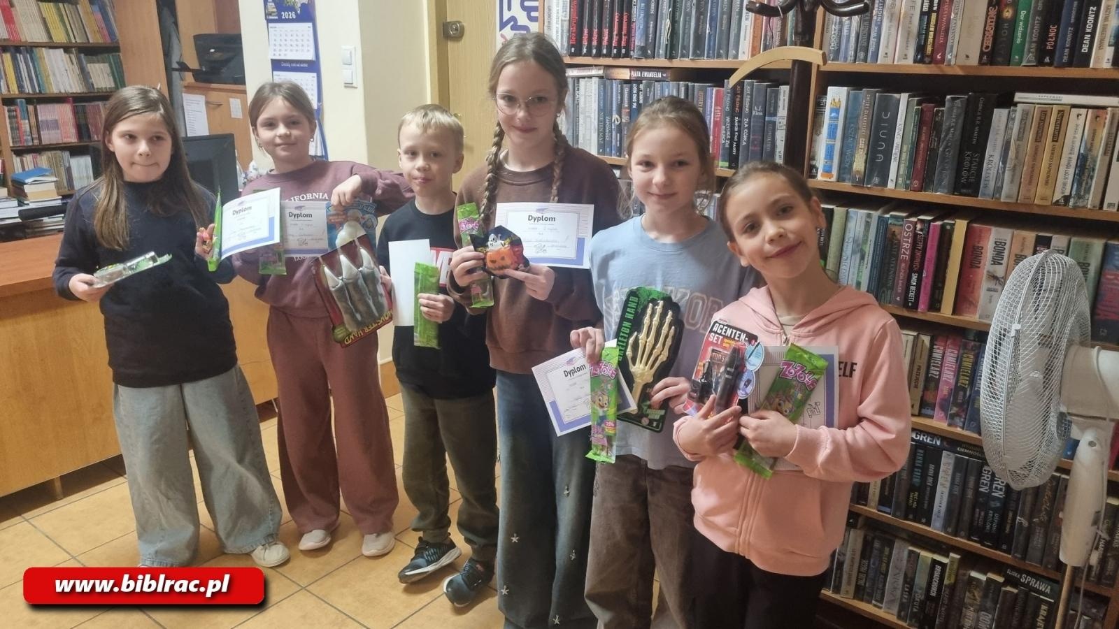 Zdjęcie w galerii na portalu naszraciborz.pl: Konkurs pięknego pisania w Ocicach wiadomości z regionu