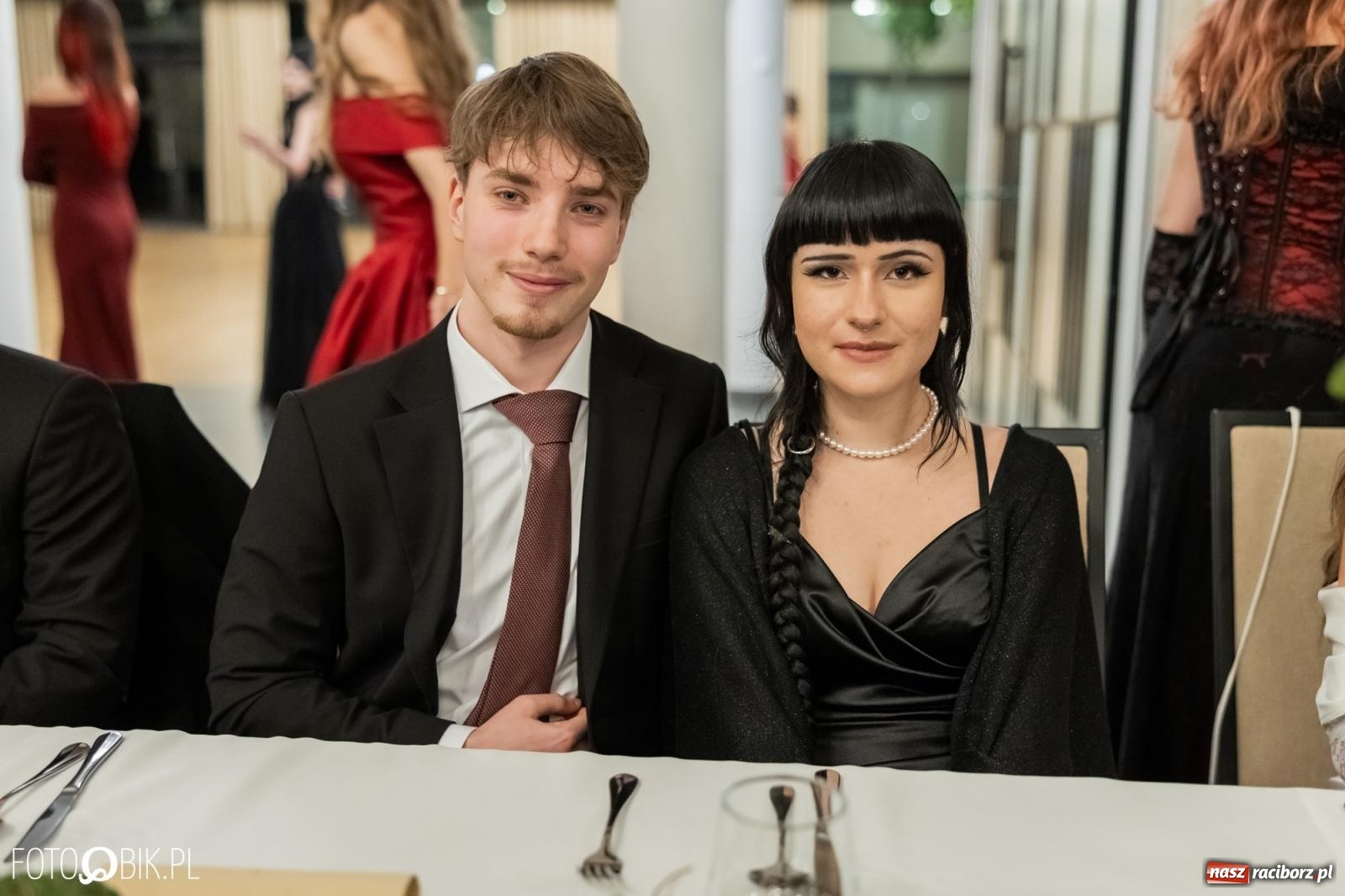 Zdjęcie w galerii na portalu naszraciborz.pl: ZSO nr 1 w Raciborzu po raz pierwszy bawi się na studniówce w Rudach [FOTO i WIDEO] wiadomości z regionu