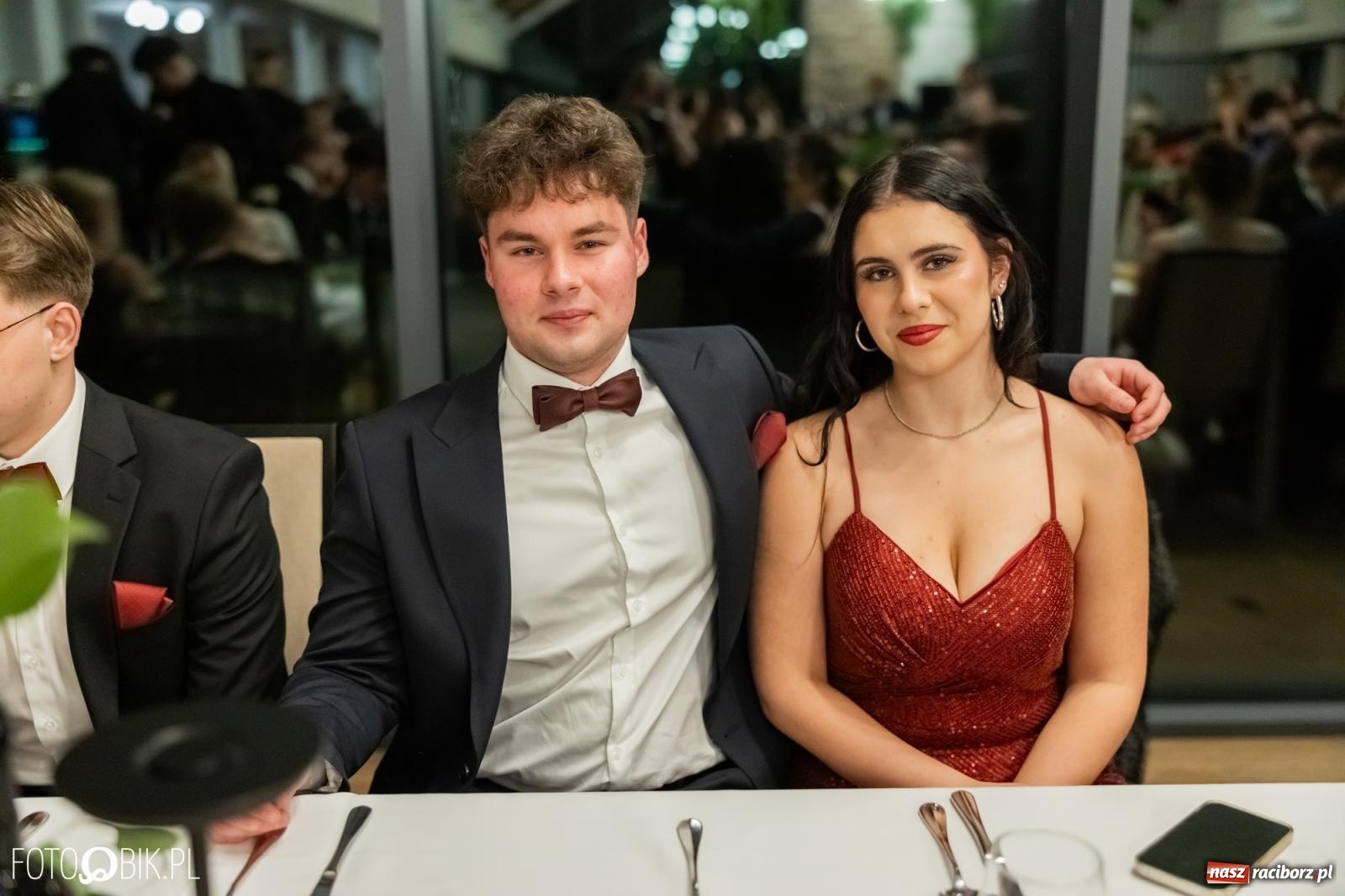 Zdjęcie w galerii na portalu naszraciborz.pl: ZSO nr 1 w Raciborzu po raz pierwszy bawi się na studniówce w Rudach [FOTO i WIDEO] wiadomości z regionu