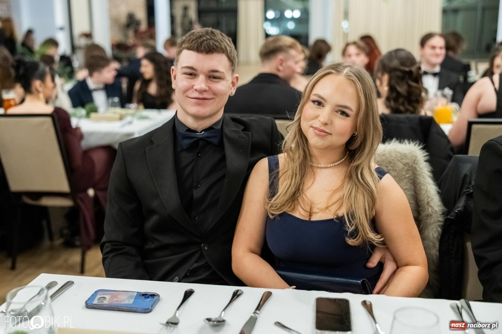 Zdjęcie w galerii na portalu naszraciborz.pl: ZSO nr 1 w Raciborzu po raz pierwszy bawi się na studniówce w Rudach [FOTO i WIDEO] wiadomości z regionu