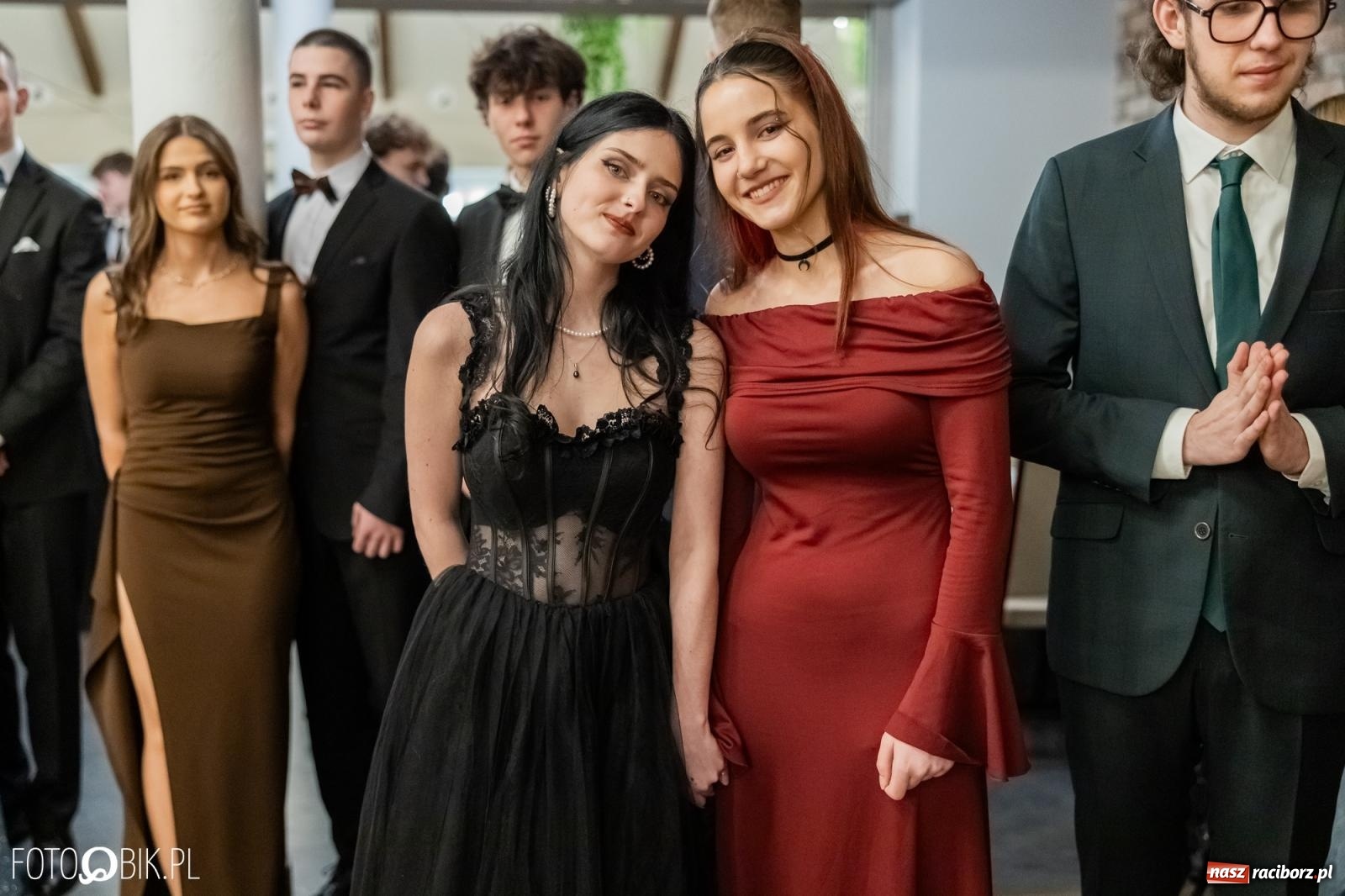 Zdjęcie w galerii na portalu naszraciborz.pl: ZSO nr 1 w Raciborzu po raz pierwszy bawi się na studniówce w Rudach [FOTO i WIDEO] wiadomości z regionu