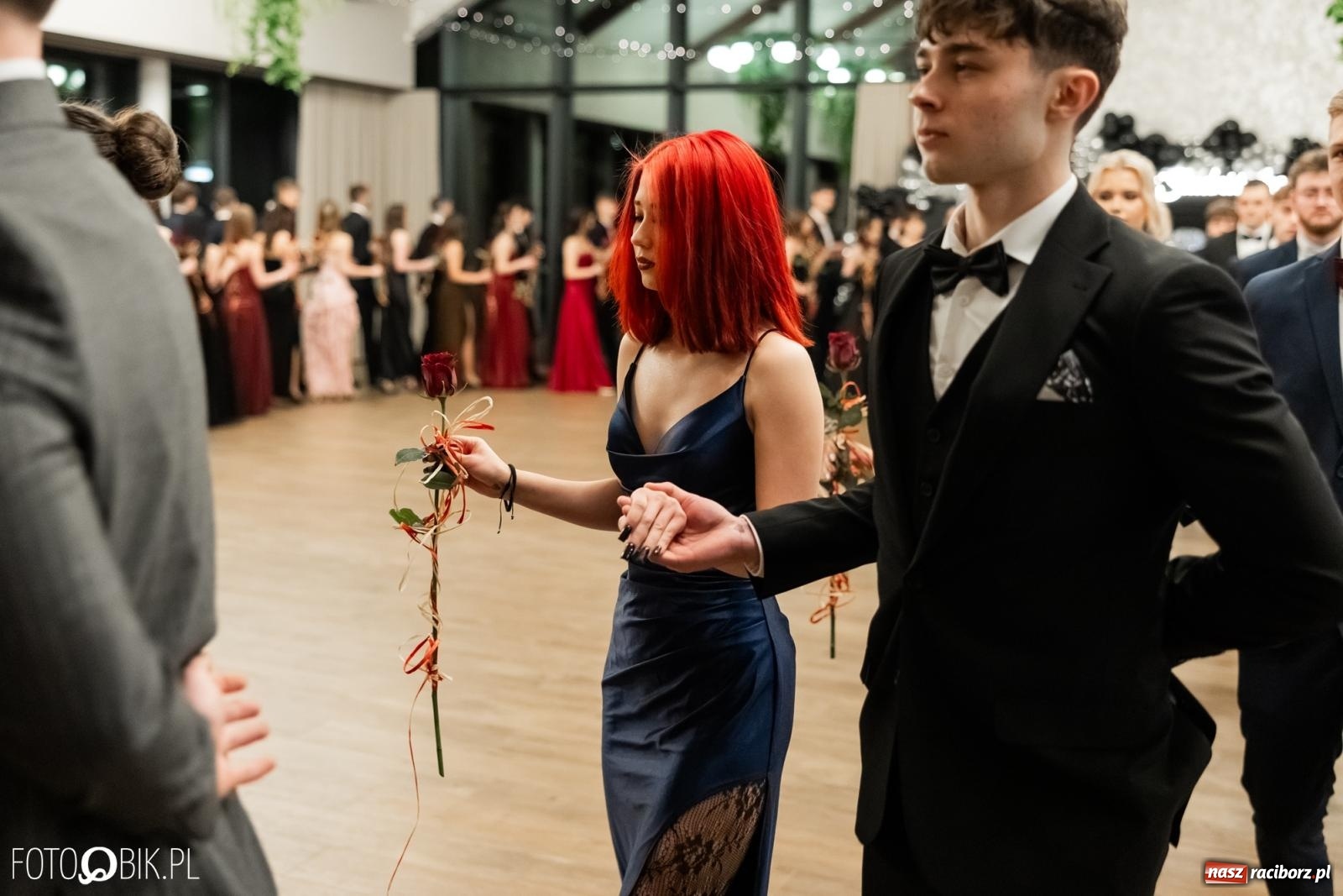 Zdjęcie w galerii na portalu naszraciborz.pl: ZSO nr 1 w Raciborzu po raz pierwszy bawi się na studniówce w Rudach [FOTO i WIDEO] wiadomości z regionu