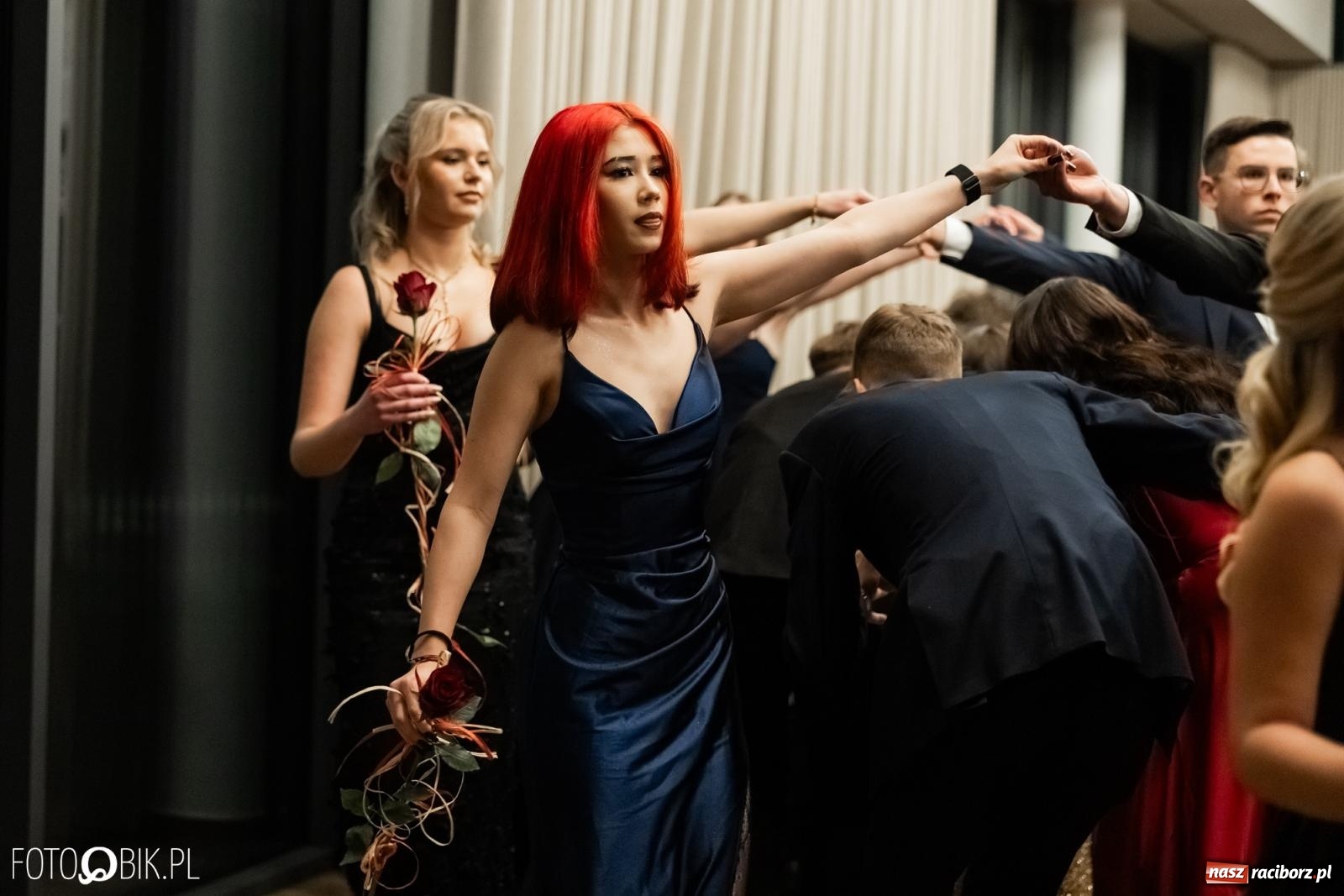 Zdjęcie w galerii na portalu naszraciborz.pl: ZSO nr 1 w Raciborzu po raz pierwszy bawi się na studniówce w Rudach [FOTO i WIDEO] wiadomości z regionu