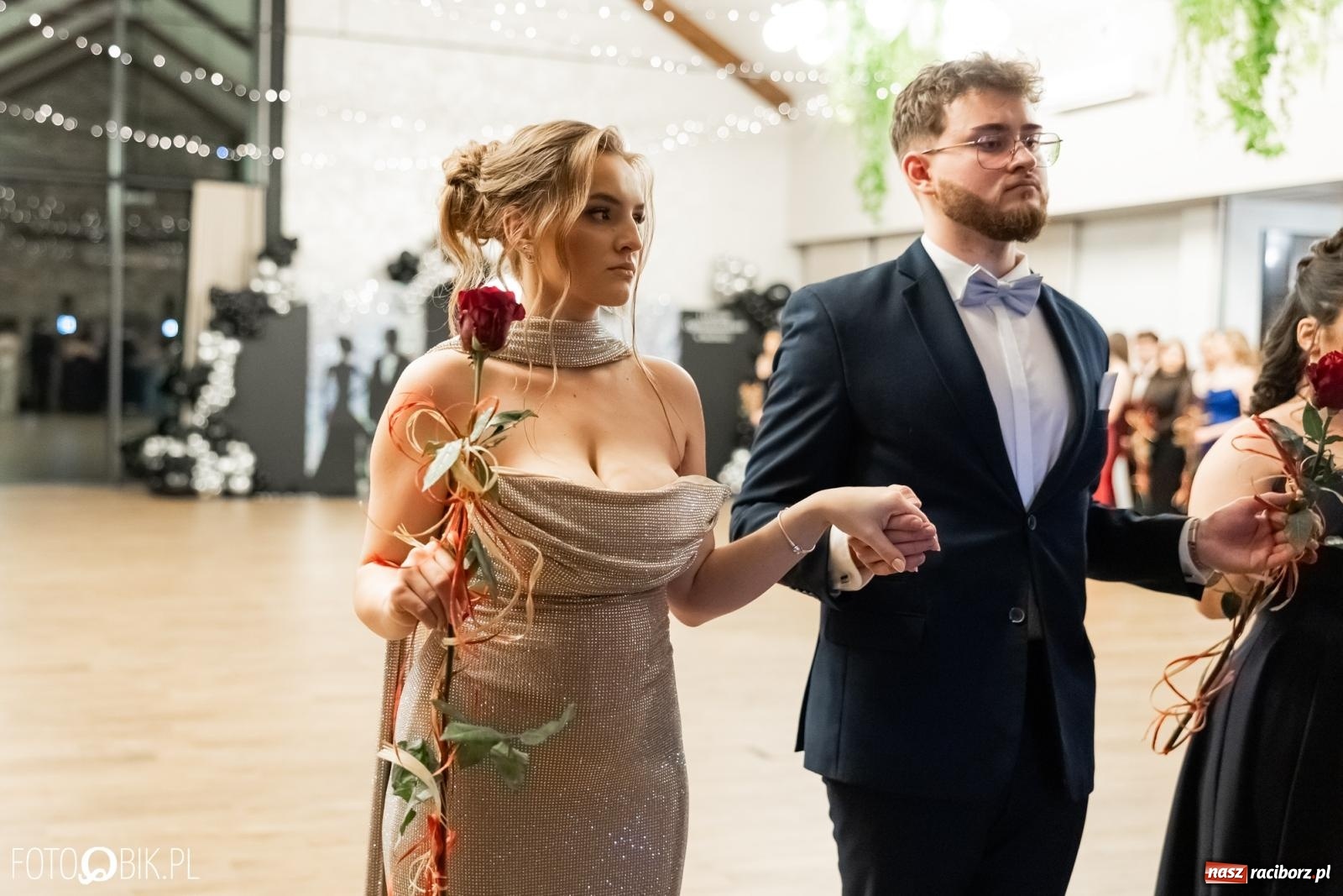 Zdjęcie w galerii na portalu naszraciborz.pl: ZSO nr 1 w Raciborzu po raz pierwszy bawi się na studniówce w Rudach [FOTO i WIDEO] wiadomości z regionu