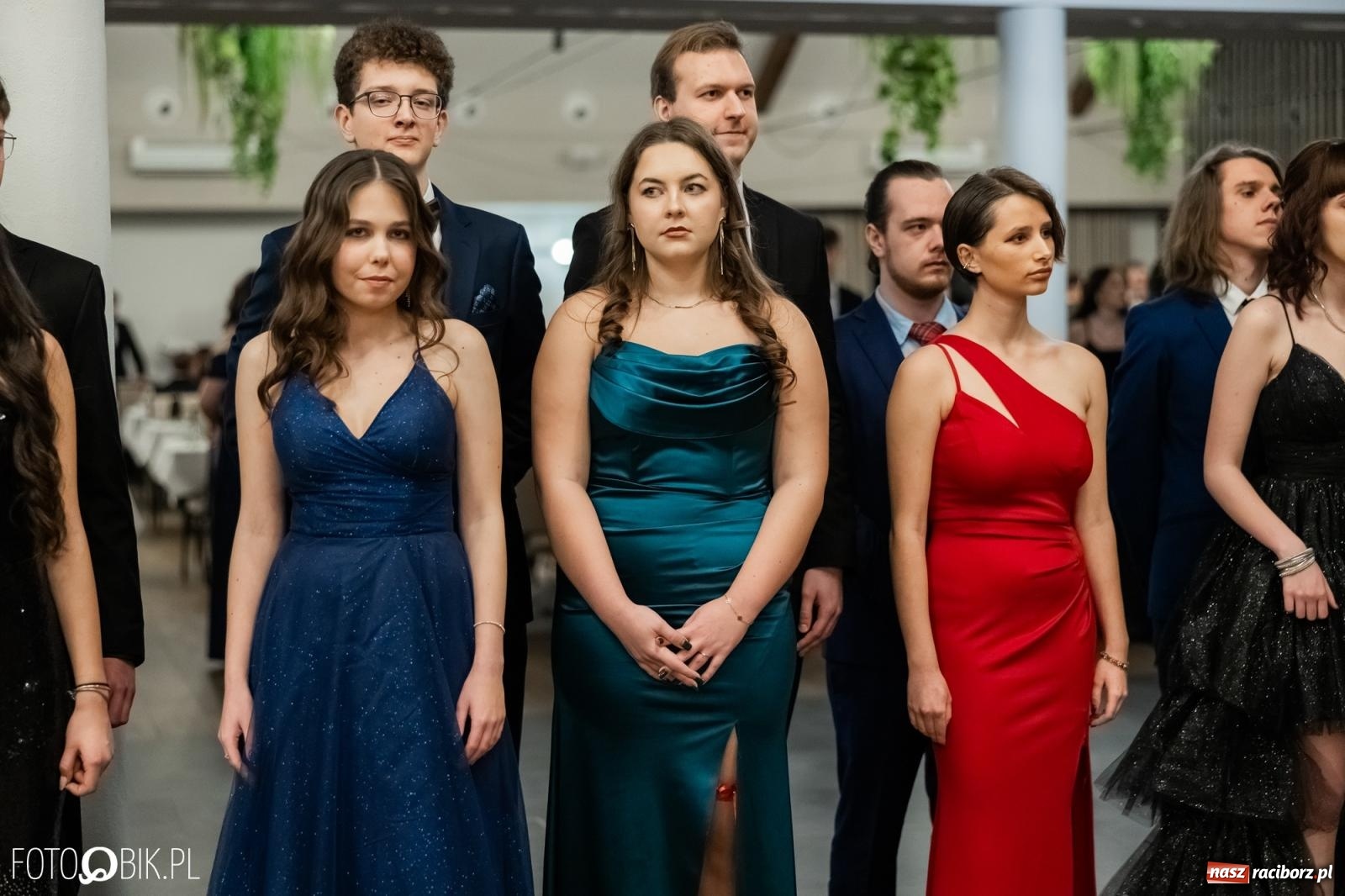 Zdjęcie w galerii na portalu naszraciborz.pl: ZSO nr 1 w Raciborzu po raz pierwszy bawi się na studniówce w Rudach [FOTO i WIDEO] wiadomości z regionu