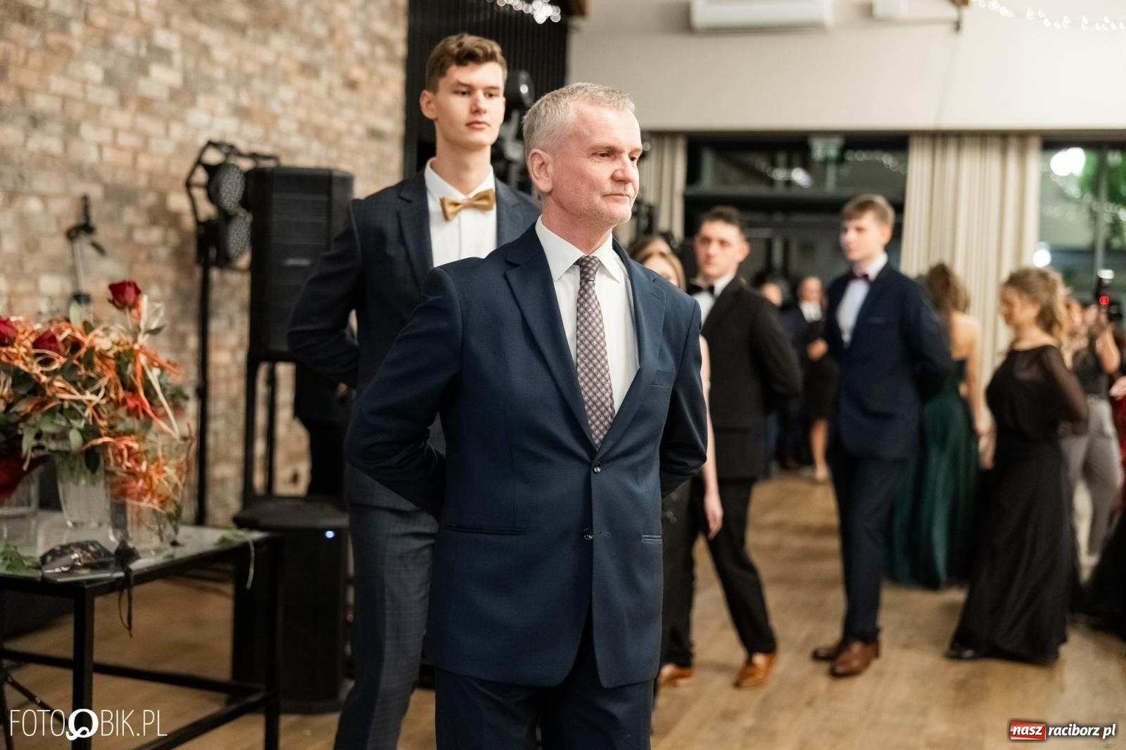 Zdjęcie w galerii na portalu naszraciborz.pl: ZSO nr 1 w Raciborzu po raz pierwszy bawi się na studniówce w Rudach [FOTO i WIDEO] wiadomości z regionu