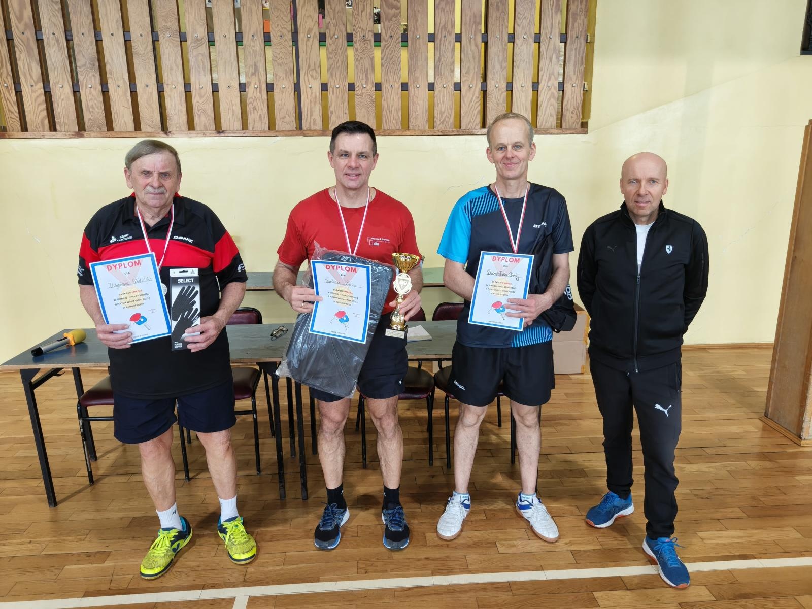 Zdjęcie w galerii na portalu naszraciborz.pl: Turniej tenisa stołowego o puchar wójta gminy Nędza z rekordową frekwencją wiadomości z regionu