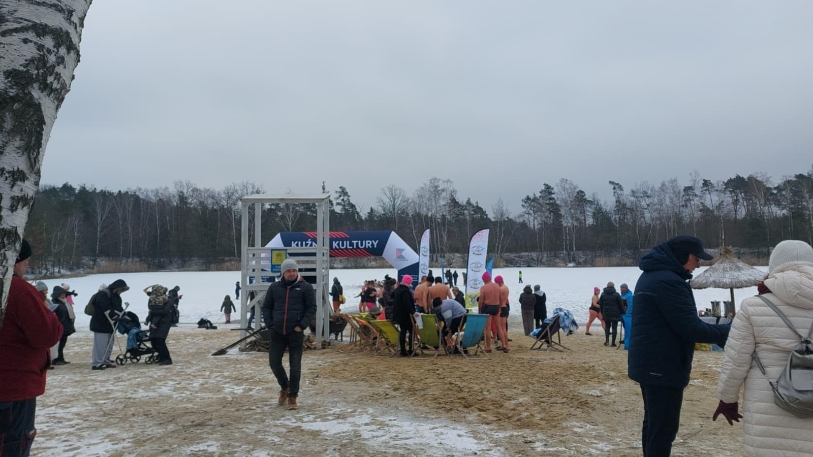 Zdjęcie w galerii na portalu naszraciborz.pl: Wodnik Challenge. Zimowa próba charakteru nad wodą [FOTO] wiadomości z regionu