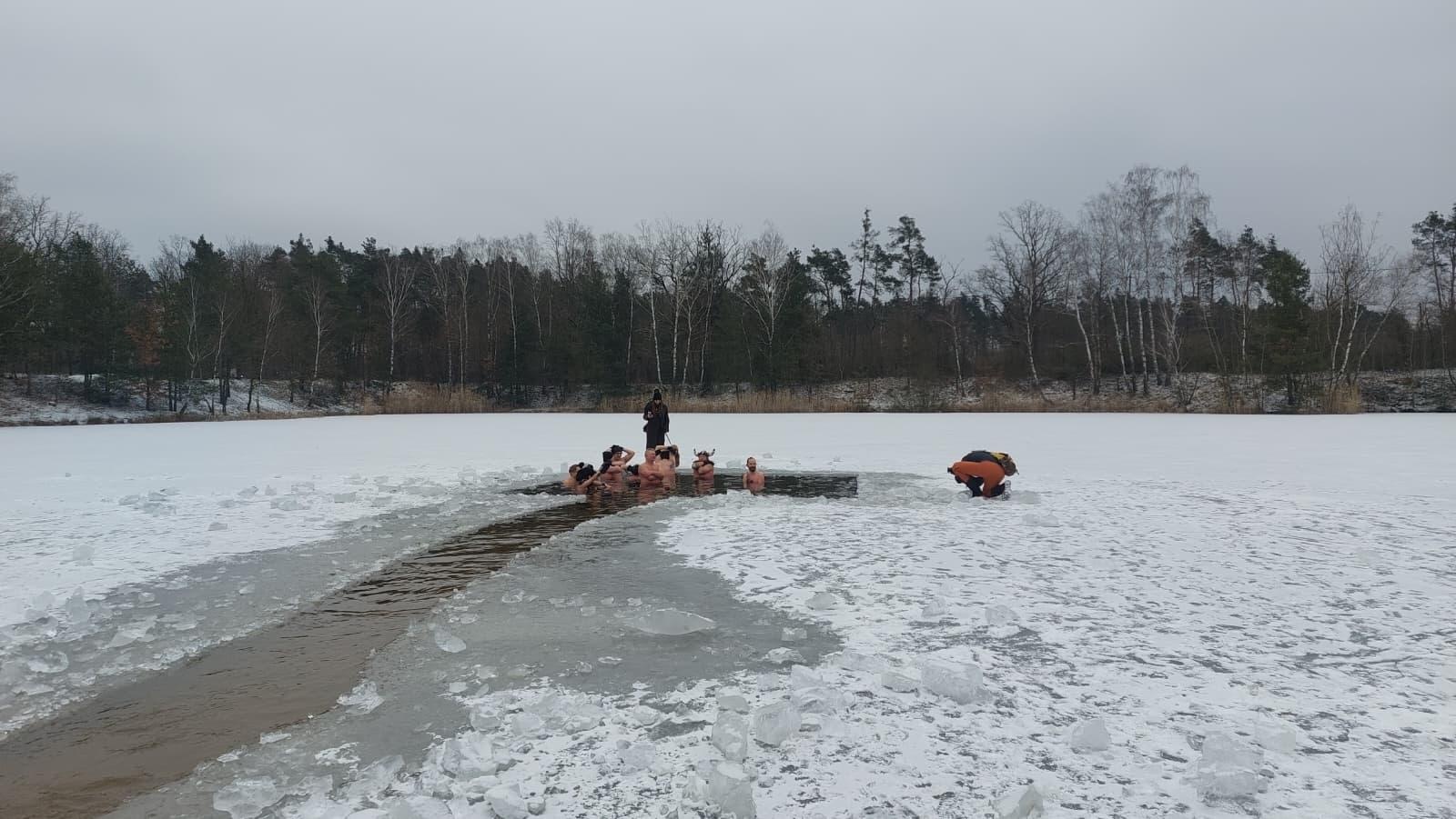 Zdjęcie w galerii na portalu naszraciborz.pl: Wodnik Challenge. Zimowa próba charakteru nad wodą [FOTO] wiadomości z regionu