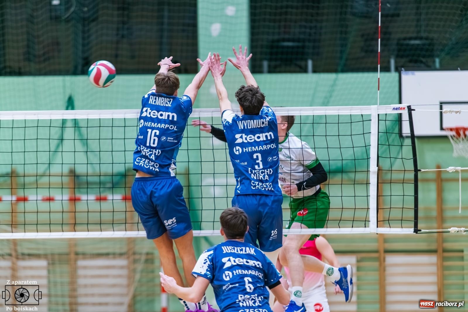 Zdjęcie w galerii na portalu naszraciborz.pl: Ostatni domowy mecz po myśli Klubu Siatkarskiego Racibórz [FOTO] wiadomości z regionu