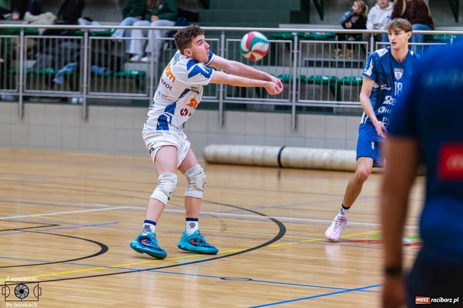 Zdjęcie w galerii na portalu naszraciborz.pl: Ostatni domowy mecz po myśli Klubu Siatkarskiego Racibórz [FOTO] wiadomości z regionu