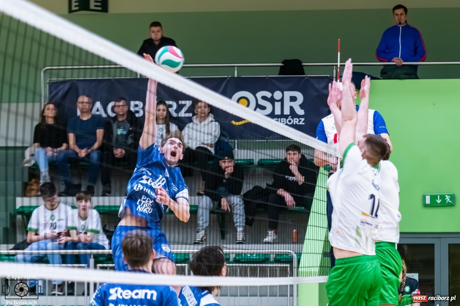 Zdjęcie w galerii na portalu naszraciborz.pl: Ostatni domowy mecz po myśli Klubu Siatkarskiego Racibórz [FOTO] wiadomości z regionu