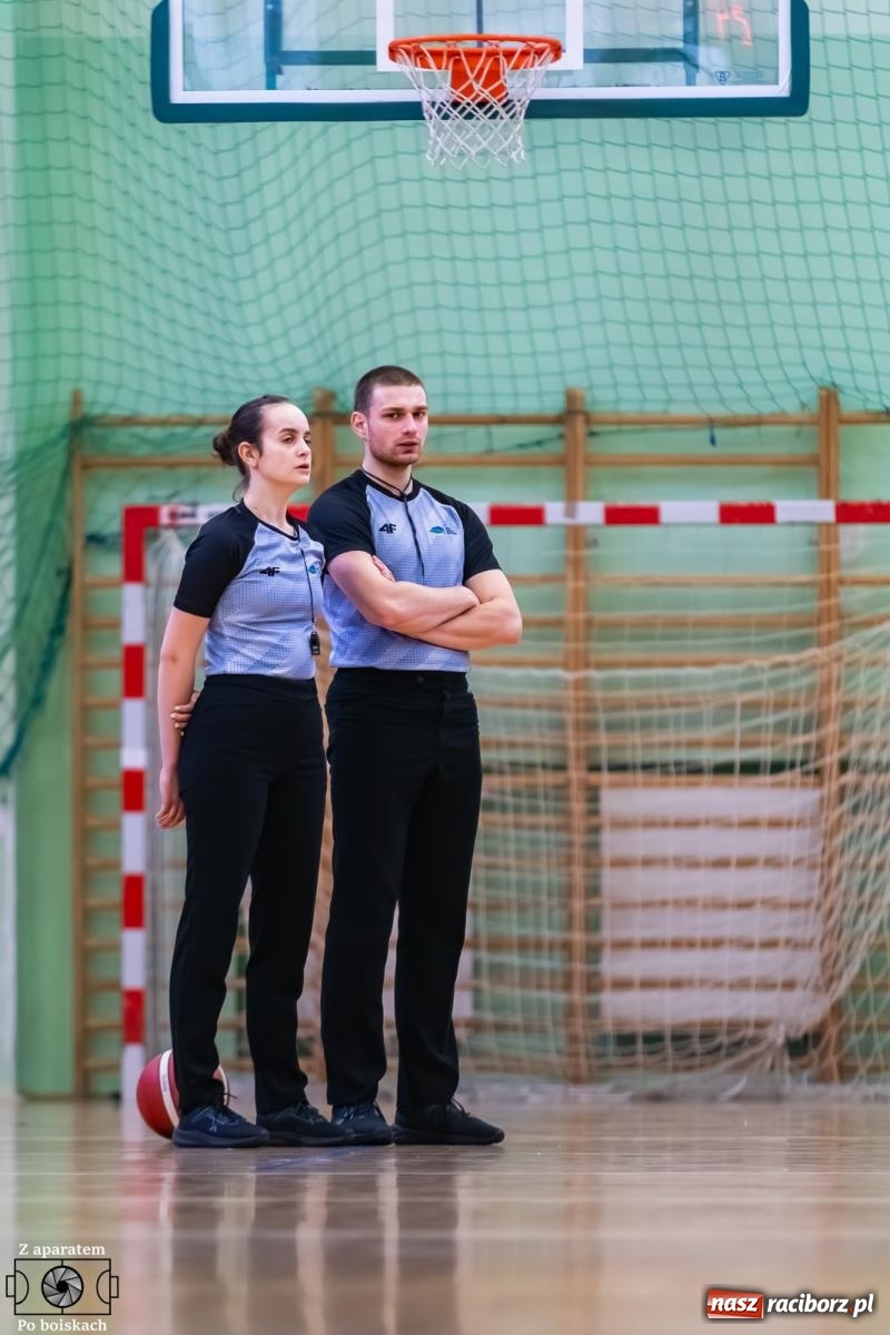 Zdjęcie w galerii na portalu naszraciborz.pl: Olimpia bardzo długo się męczyła, ale ostatecznie zwyciężyła [FOTO i WIDEO] wiadomości z regionu