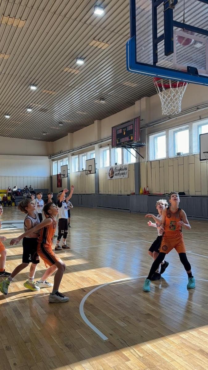 Zdjęcie w galerii na portalu naszraciborz.pl: Młodzież rozbiła bank. Złoty weekend koszykarzy i koszykarek MiniBasketball Racibórz wiadomości z regionu