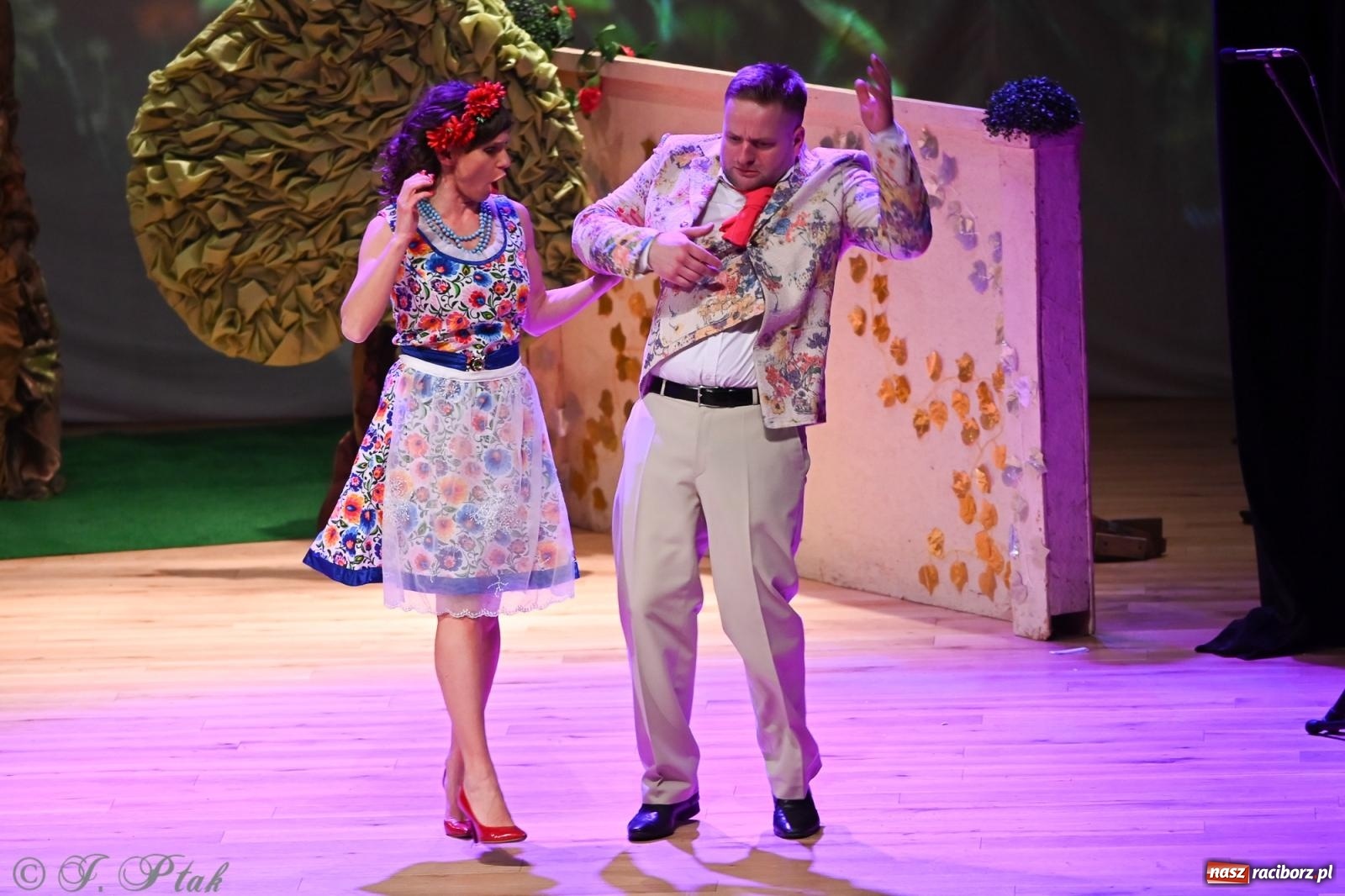 Zdjęcie w galerii na portalu naszraciborz.pl: Hrabina Marica porwała publiczność. Operetkowy wieczór pełen muzyki i tańca wiadomości z regionu