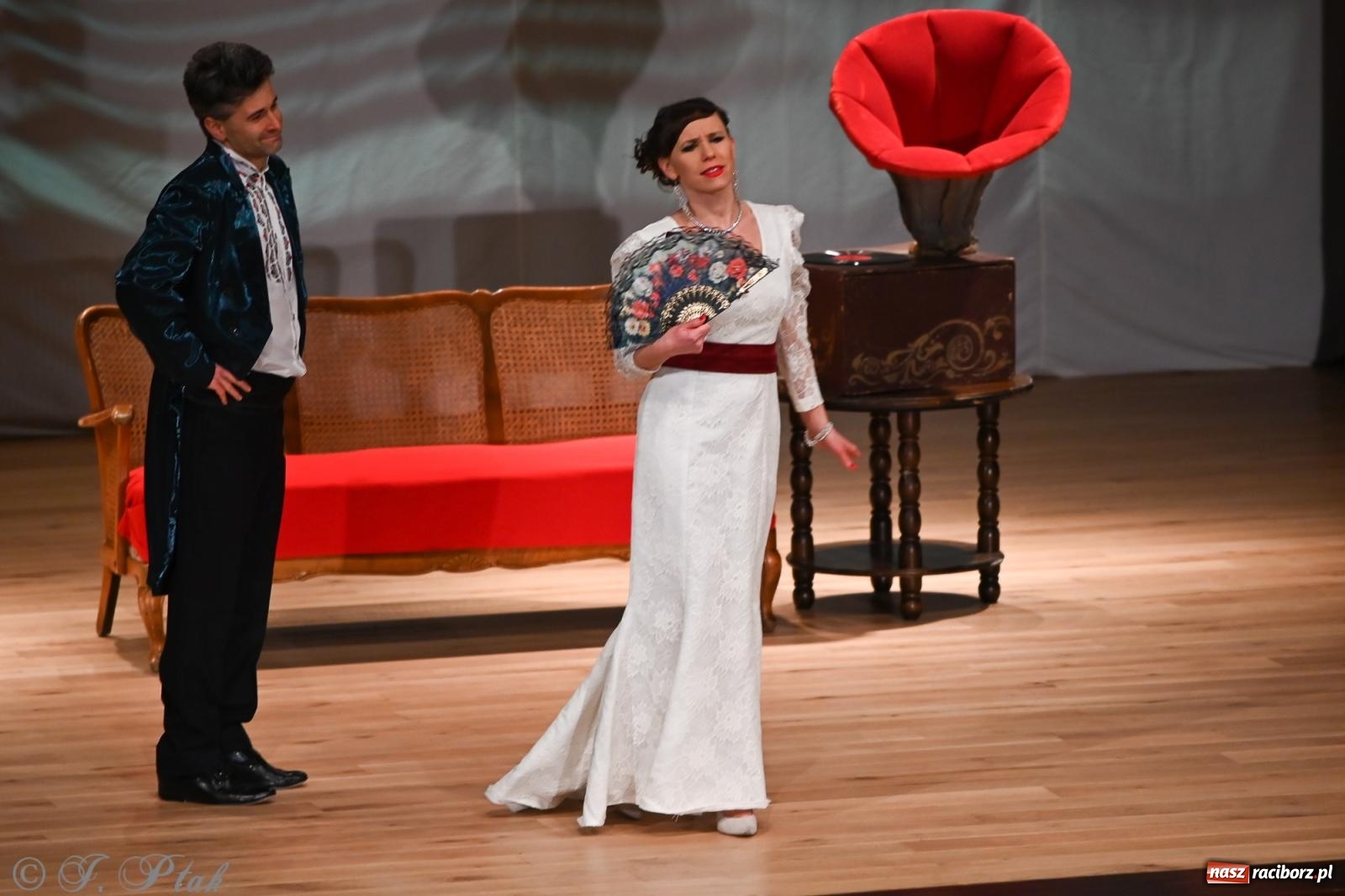 Zdjęcie w galerii na portalu naszraciborz.pl: Hrabina Marica porwała publiczność. Operetkowy wieczór pełen muzyki i tańca wiadomości z regionu