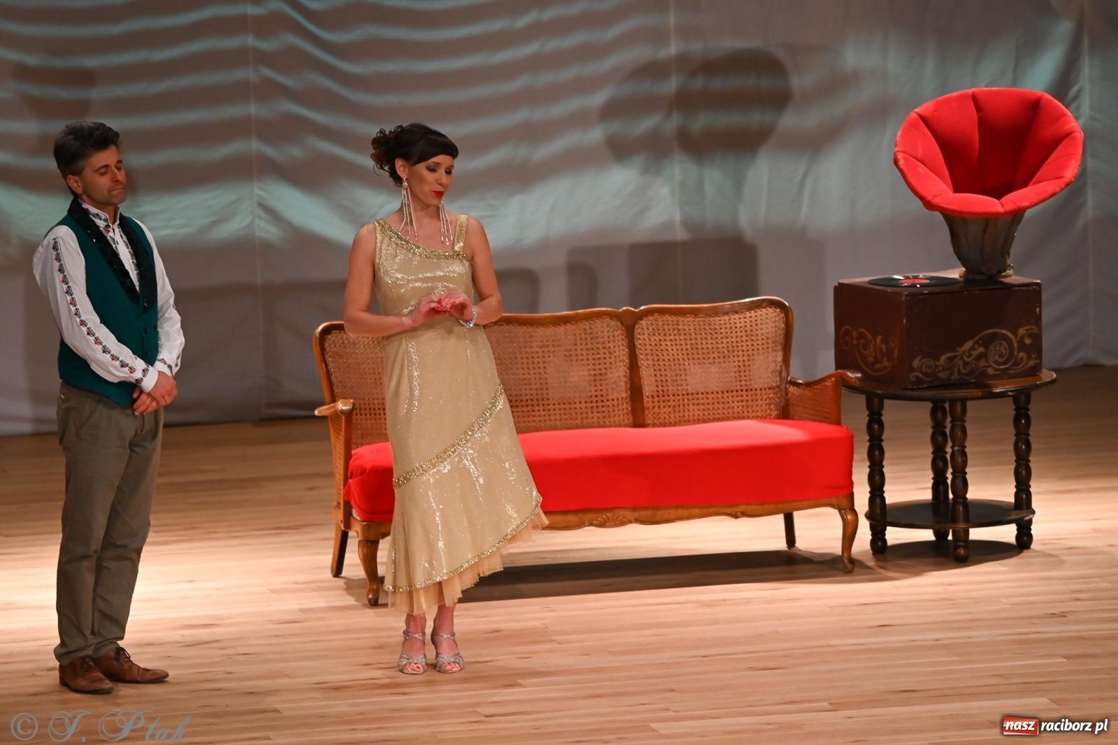 Zdjęcie w galerii na portalu naszraciborz.pl: Hrabina Marica porwała publiczność. Operetkowy wieczór pełen muzyki i tańca wiadomości z regionu