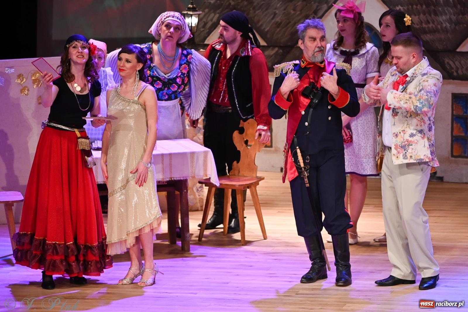 Zdjęcie w galerii na portalu naszraciborz.pl: Hrabina Marica porwała publiczność. Operetkowy wieczór pełen muzyki i tańca wiadomości z regionu