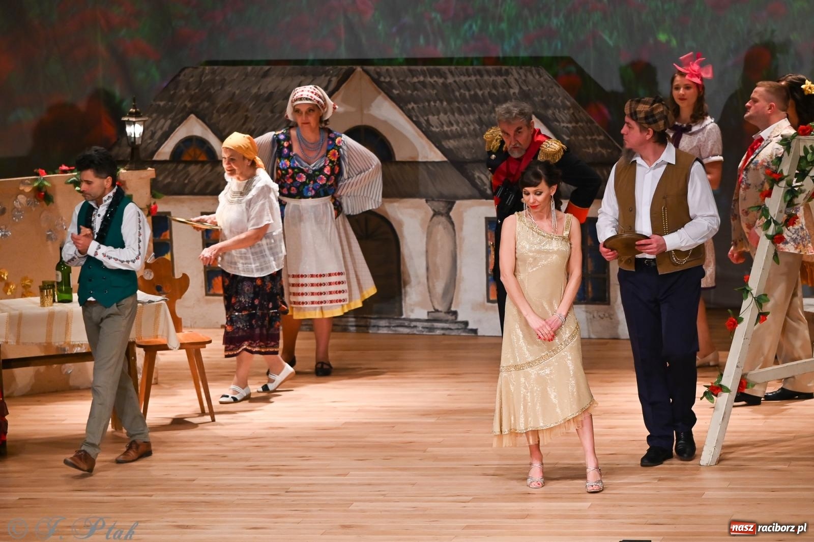 Zdjęcie w galerii na portalu naszraciborz.pl: Hrabina Marica porwała publiczność. Operetkowy wieczór pełen muzyki i tańca wiadomości z regionu