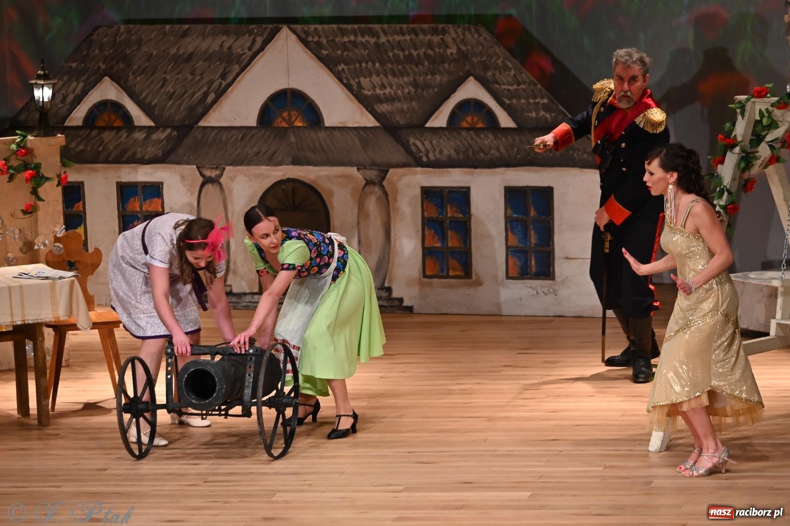 Zdjęcie w galerii na portalu naszraciborz.pl: Hrabina Marica porwała publiczność. Operetkowy wieczór pełen muzyki i tańca wiadomości z regionu