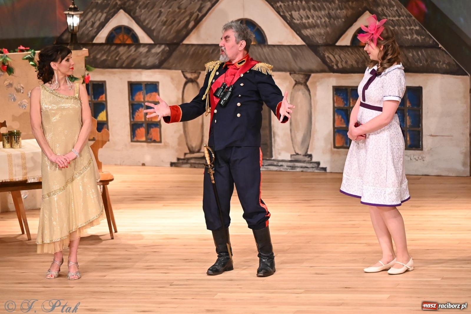 Zdjęcie w galerii na portalu naszraciborz.pl: Hrabina Marica porwała publiczność. Operetkowy wieczór pełen muzyki i tańca wiadomości z regionu