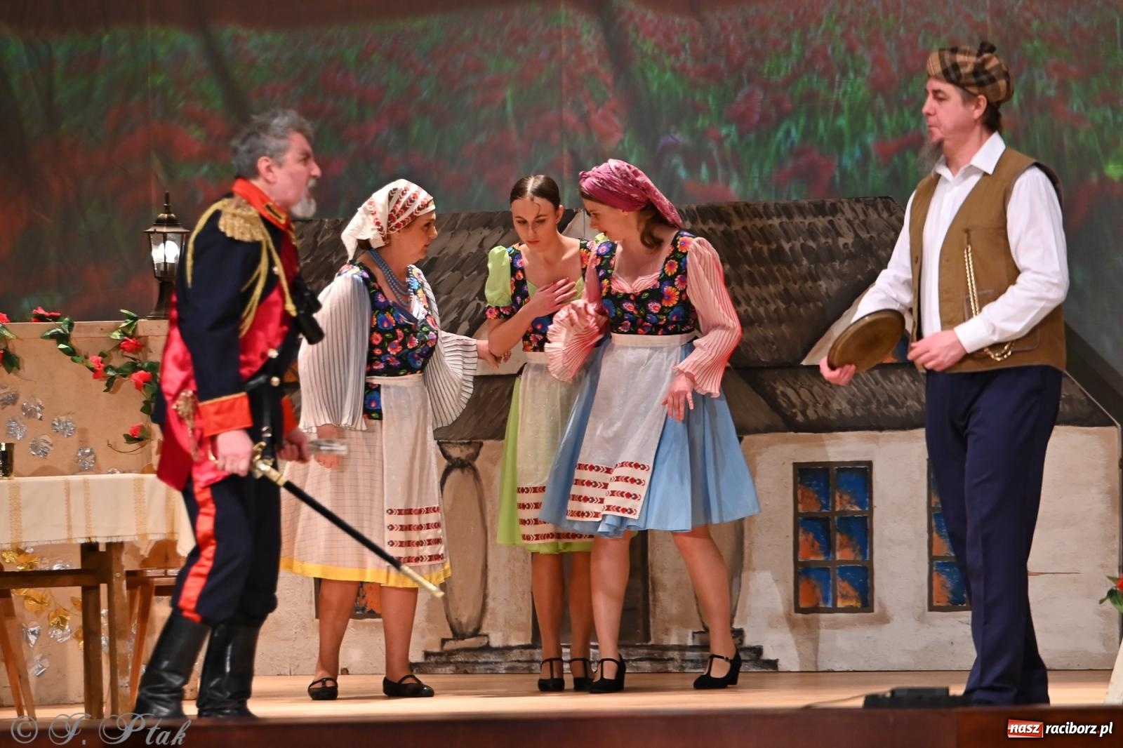Zdjęcie w galerii na portalu naszraciborz.pl: Hrabina Marica porwała publiczność. Operetkowy wieczór pełen muzyki i tańca wiadomości z regionu