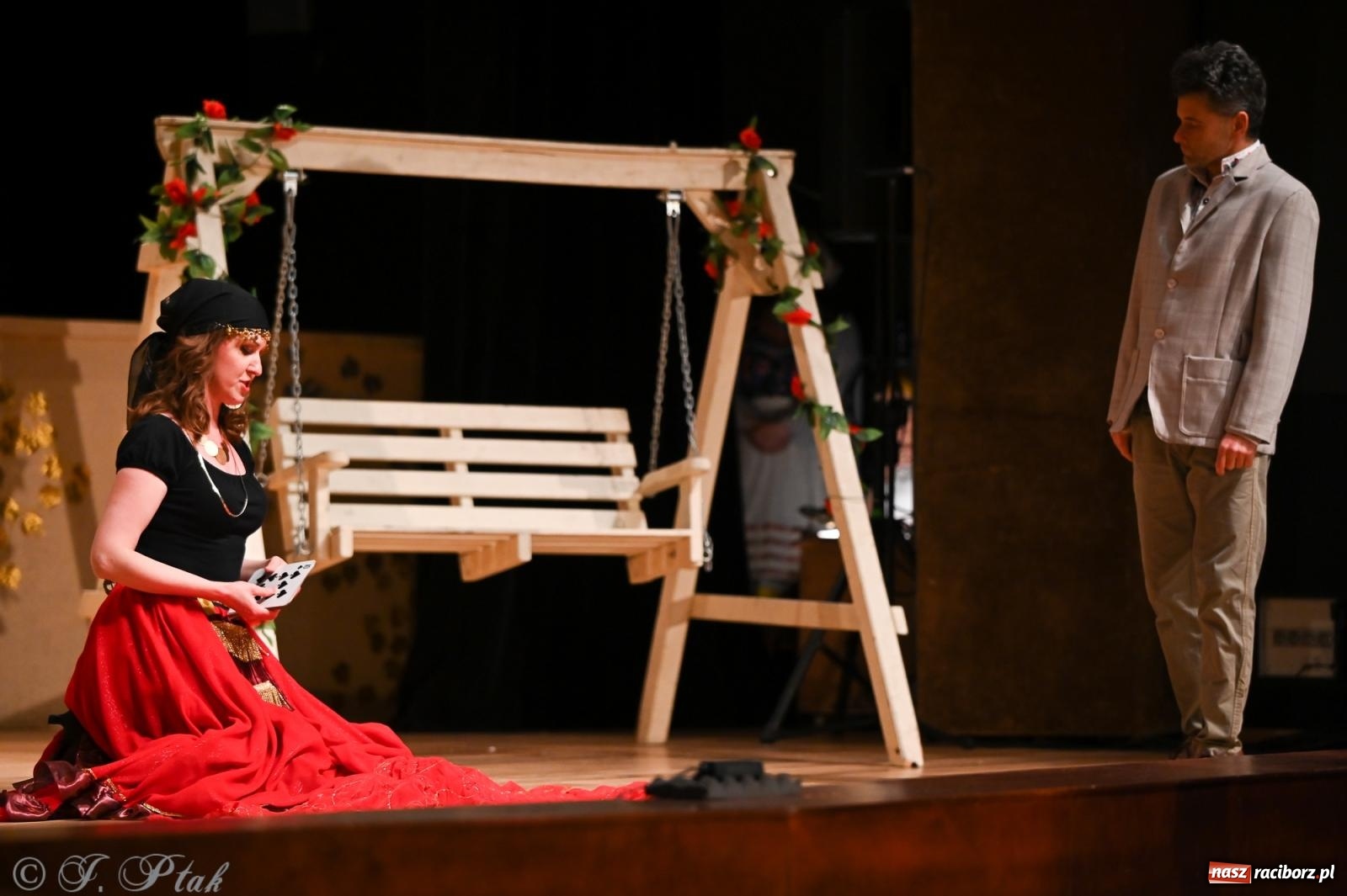 Zdjęcie w galerii na portalu naszraciborz.pl: Hrabina Marica porwała publiczność. Operetkowy wieczór pełen muzyki i tańca wiadomości z regionu