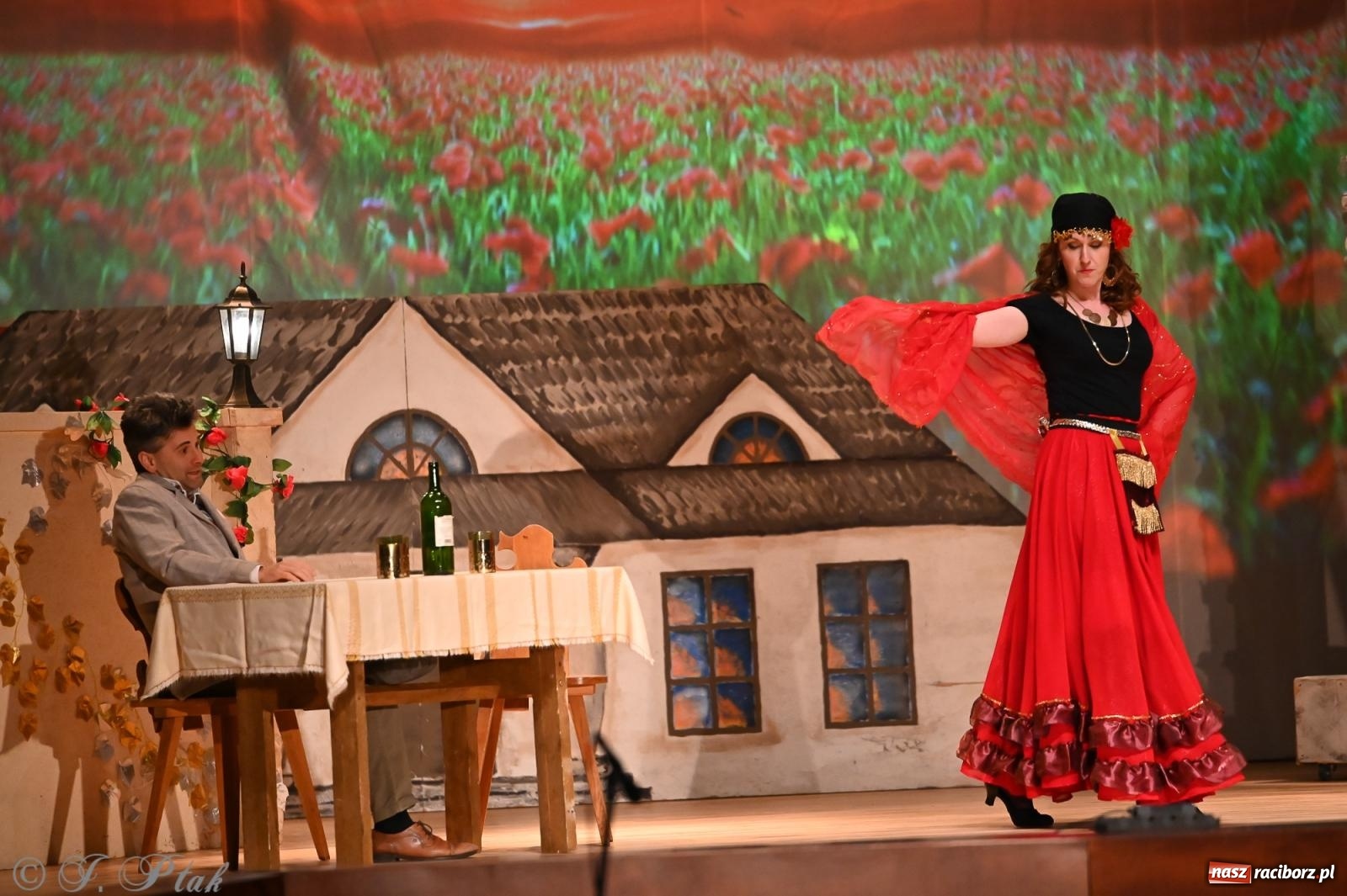 Zdjęcie w galerii na portalu naszraciborz.pl: Hrabina Marica porwała publiczność. Operetkowy wieczór pełen muzyki i tańca wiadomości z regionu