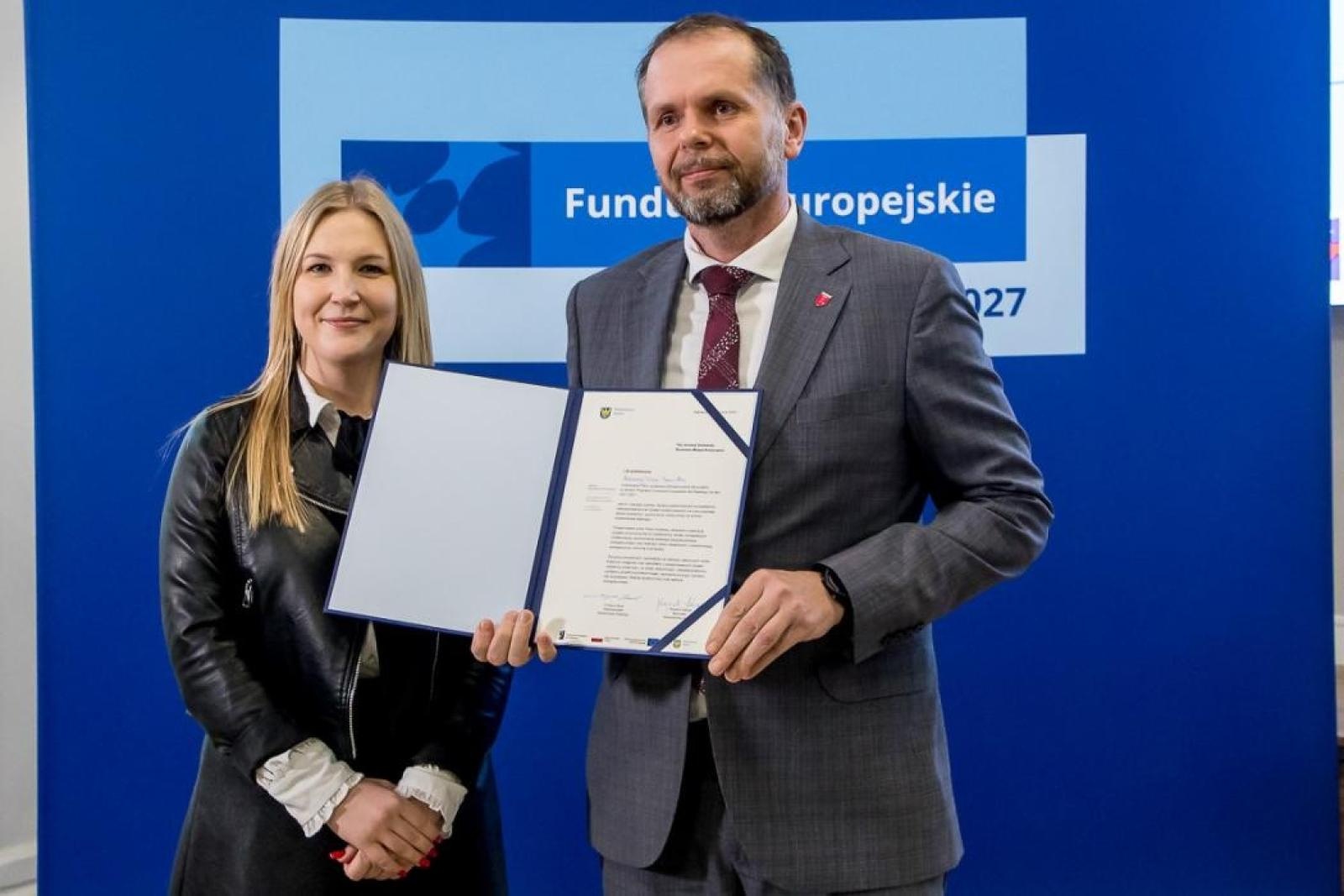 Zdjęcie w galerii na portalu naszraciborz.pl: Miliony na odnawialne źródła energii dla śląskich gmin, w tym z powiatu raciborskiego wiadomości z regionu