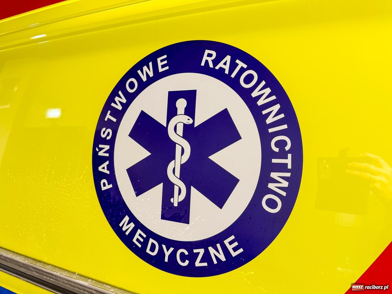 Zdjęcie w galerii na portalu naszraciborz.pl: Nowa karetka dla raciborskiego szpitala – 800 tysięcy złotych dotacji z budżetu państwa wiadomości z regionu