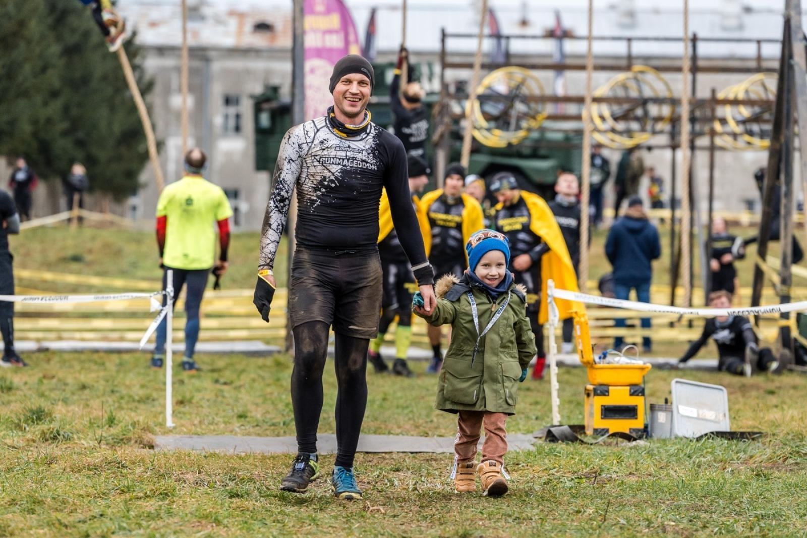 Zdjęcie w galerii na portalu naszraciborz.pl: Mróz im niestraszny. Zimowy Runmageddon już 7 i 8 lutego na śląskiej Hałdzie Sośnica w Gliwicach wiadomości z regionu