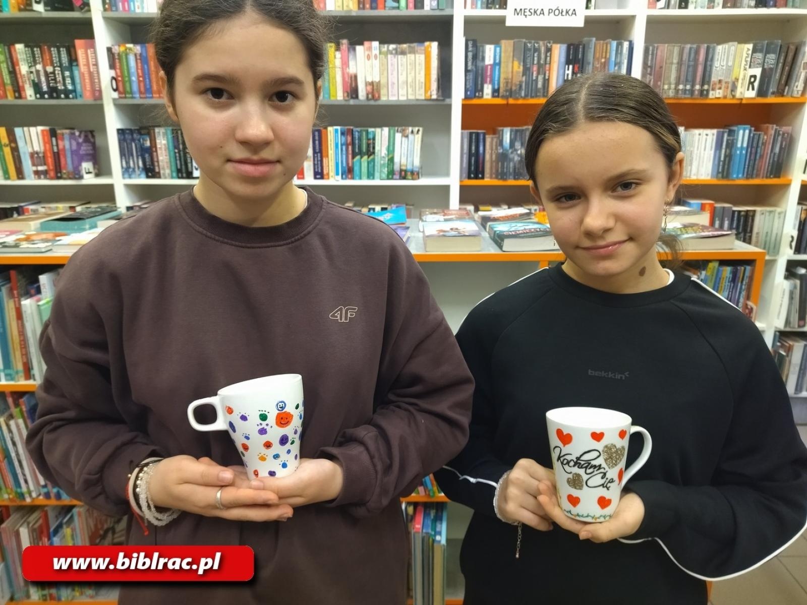 Zdjęcie w galerii na portalu naszraciborz.pl: Kreatywne warsztaty ceramiczne w Bibliotece w Markowicach wiadomości z regionu