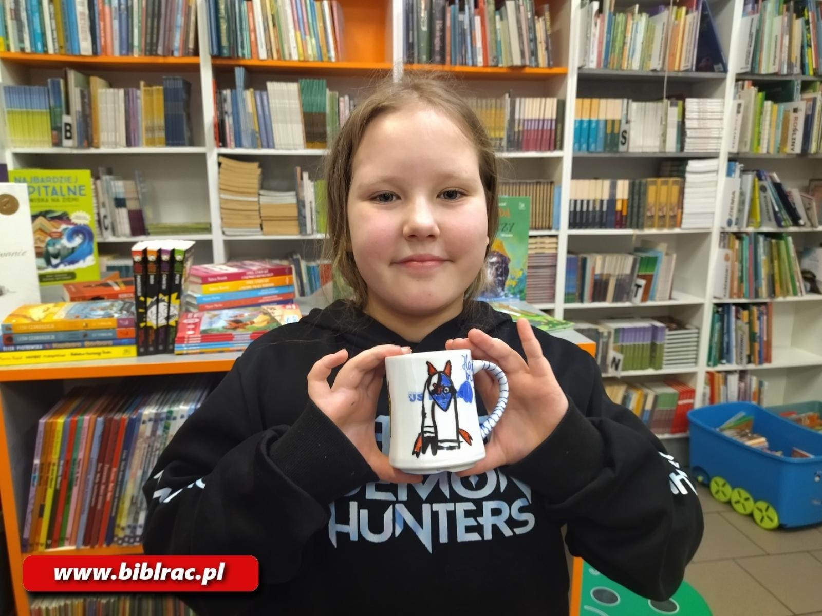 Zdjęcie w galerii na portalu naszraciborz.pl: Kreatywne warsztaty ceramiczne w Bibliotece w Markowicach wiadomości z regionu