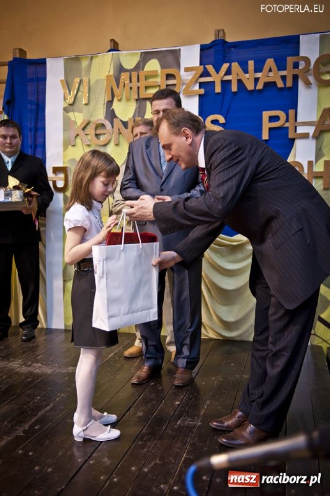 Zdjęcie w galerii na portalu naszraciborz.pl: Konsul ufundował Grand Prix wiadomości z regionu