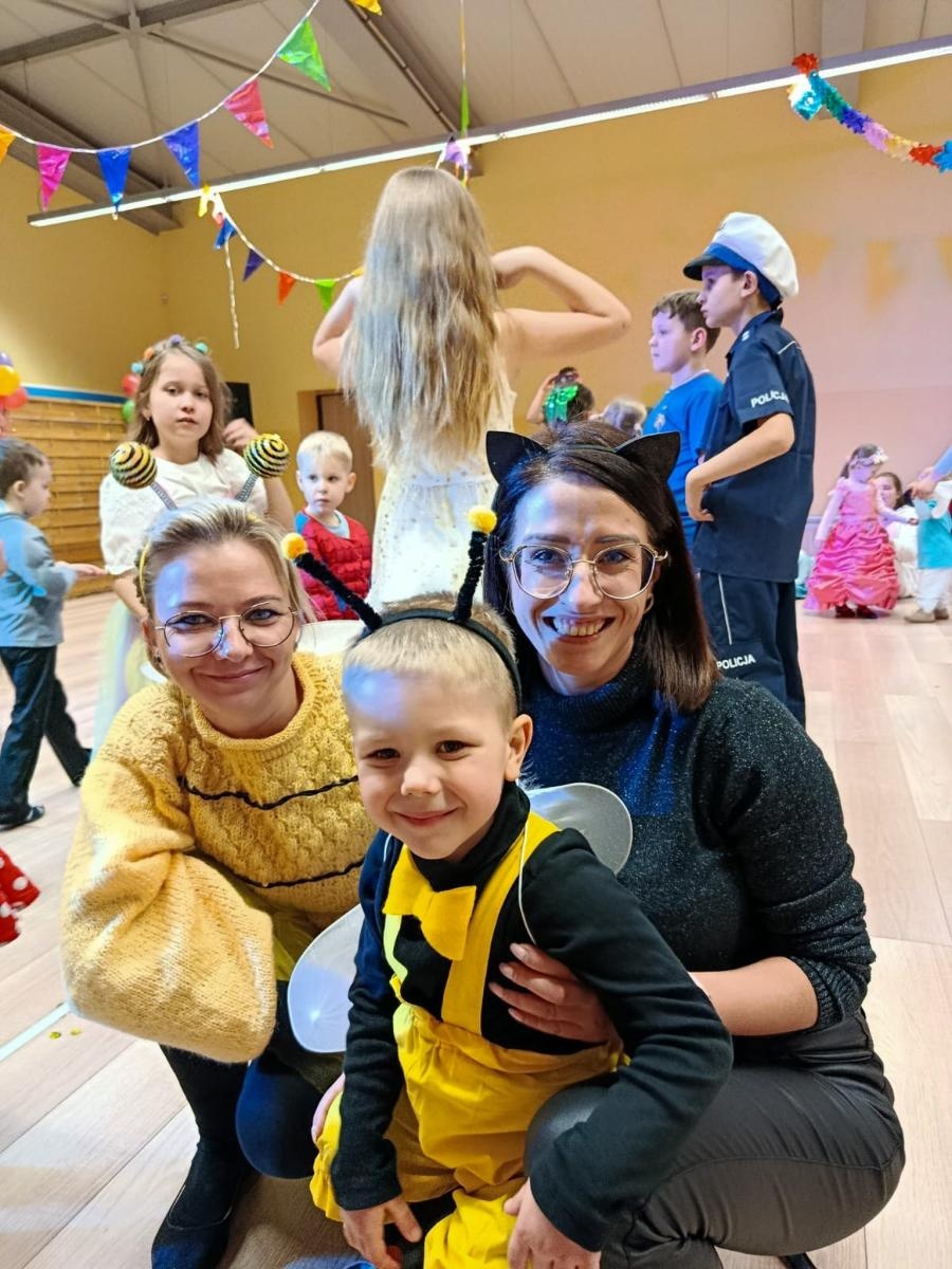 Zdjęcie w galerii na portalu naszraciborz.pl: Bajkowy bal karnawałowy w Pietrowicach Wielkich przyciągnął tłumy najmłodszych wiadomości z regionu