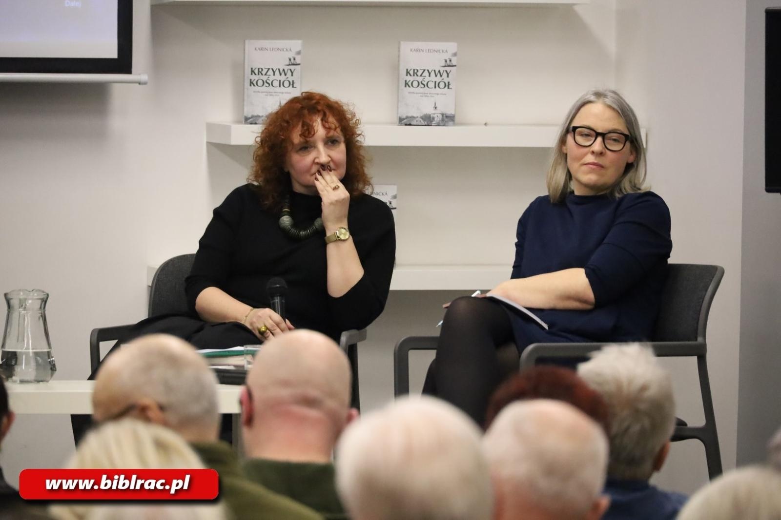 Zdjęcie w galerii na portalu naszraciborz.pl: Ocalić od zapomnienia! Karin Lednická w raciborskiej bibliotece wiadomości z regionu