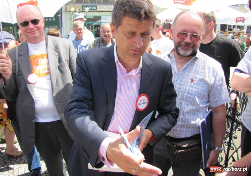 Zdjęcie w galerii na portalu naszraciborz.pl: Janusz Palikot o piwku pod chmurką wiadomości z regionu
