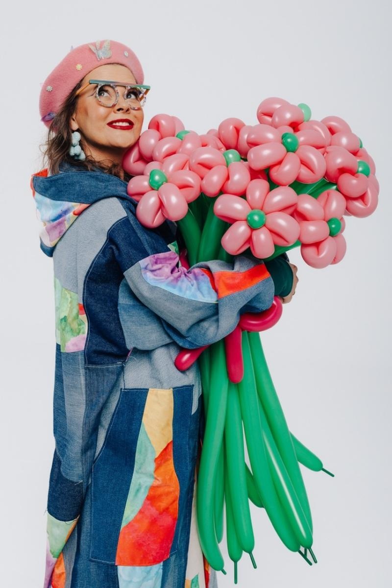 Zdjęcie w galerii na portalu naszraciborz.pl: Królowa Balonów w Zamku Piastowskim – niezapomniane muzyczno-balonowe show dla całej rodziny wiadomości z regionu