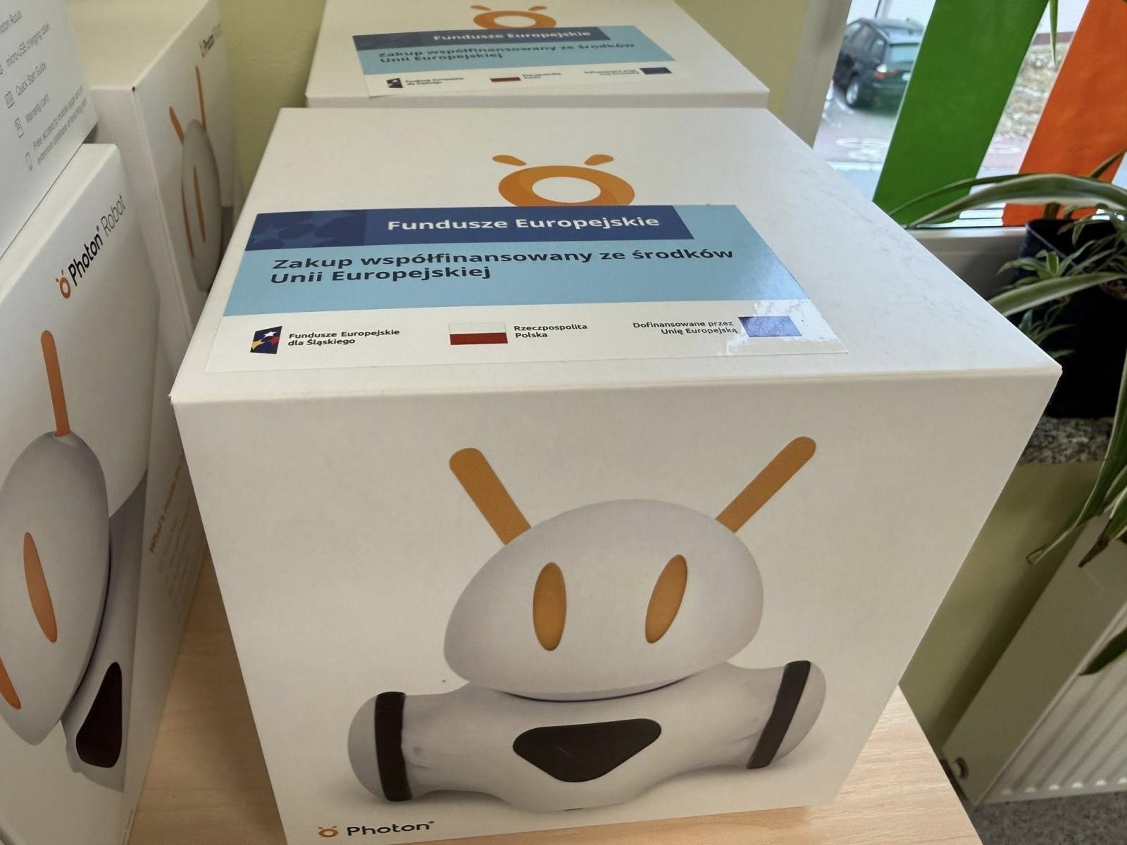 Zdjęcie w galerii na portalu naszraciborz.pl: Fabryka Pomysłów w Bieńkowicach. Nowoczesna pracownia otwarta w szkole podstawowej wiadomości z regionu