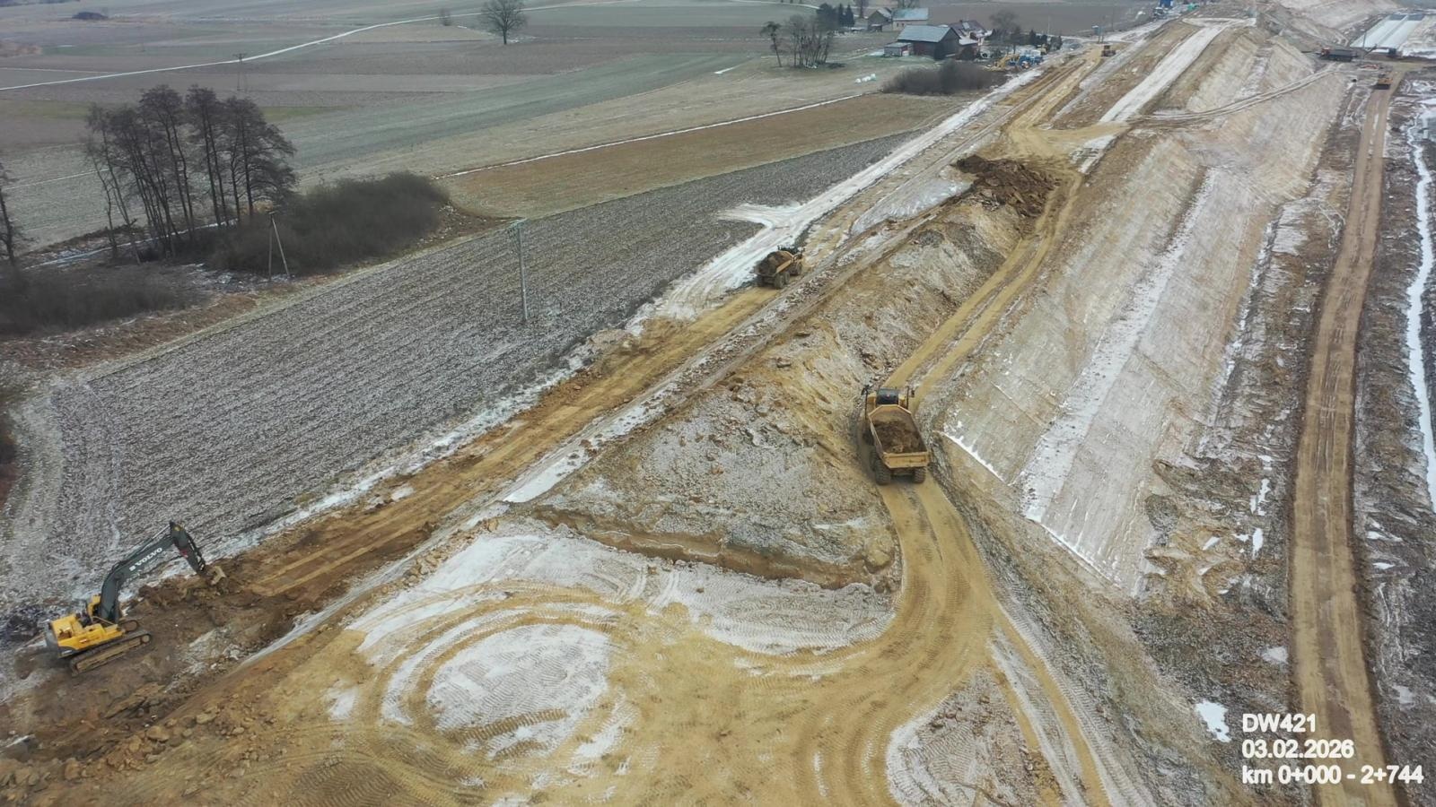 Zdjęcie w galerii na portalu naszraciborz.pl: Koniec ery promów na Odrze coraz bliżej. Gigantyczna konstrukcja pod Raciborzem łączy brzegi i otwiera nowe perspektywy wiadomości z regionu