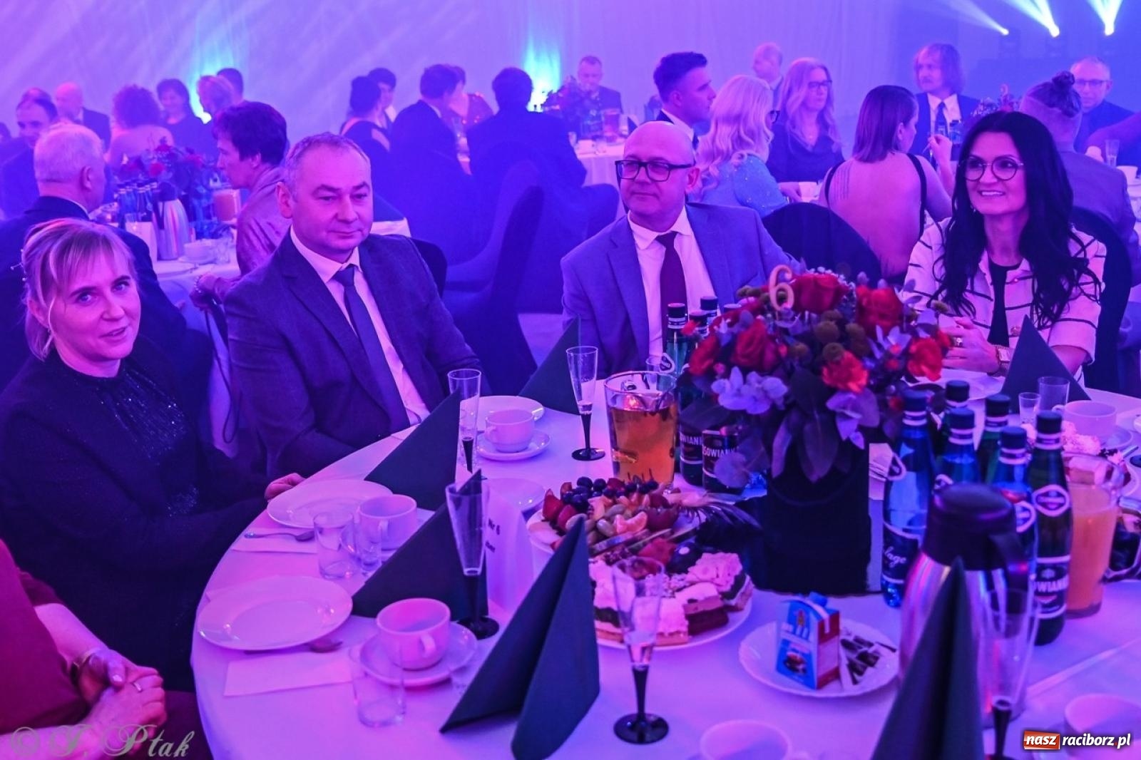 Zdjęcie w galerii na portalu naszraciborz.pl: XIX Gala Przedsiębiorczości w Pietrowicach Wielkich zgromadziła ponad 400 gości wiadomości z regionu