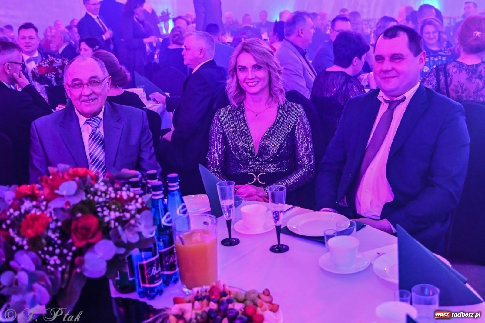 Zdjęcie w galerii na portalu naszraciborz.pl: XIX Gala Przedsiębiorczości w Pietrowicach Wielkich zgromadziła ponad 400 gości wiadomości z regionu