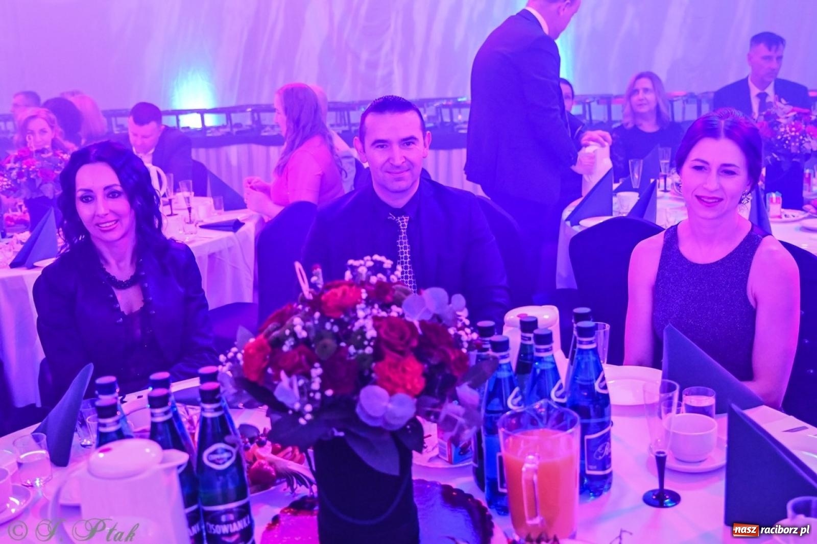 Zdjęcie w galerii na portalu naszraciborz.pl: XIX Gala Przedsiębiorczości w Pietrowicach Wielkich zgromadziła ponad 400 gości wiadomości z regionu